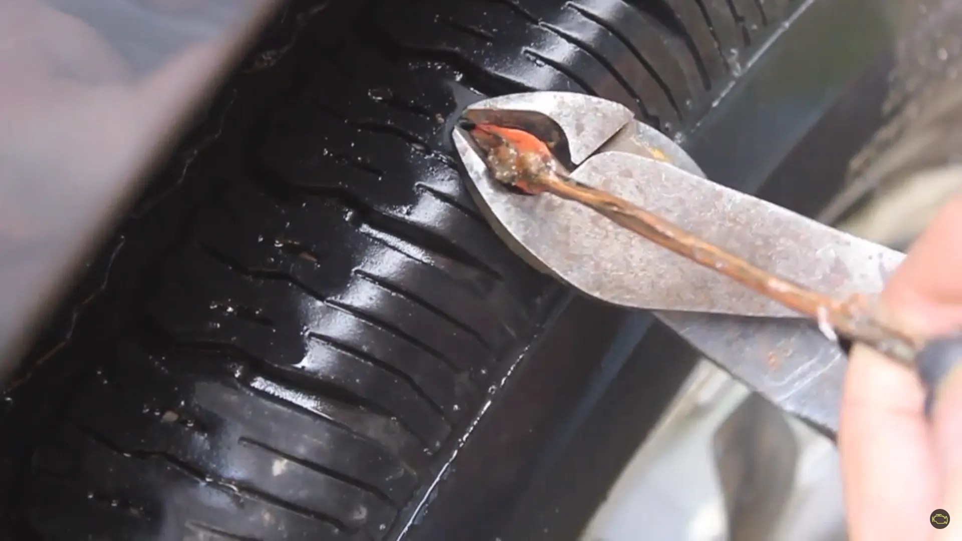 FLAT Tire Repair (how to Use a Tire Repair Kit) : 5 Steps - Instructables