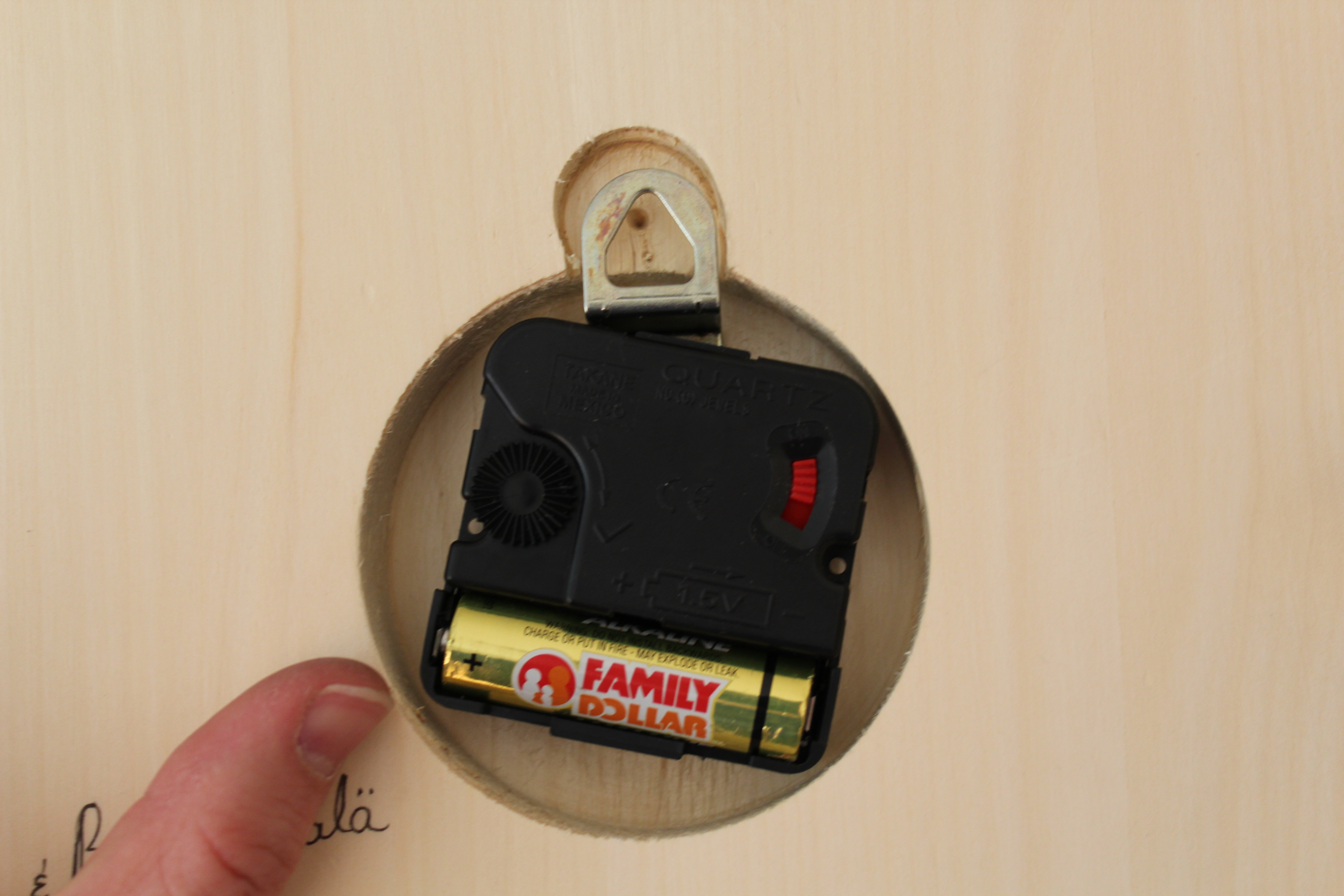 FinFeeder Paper Automatic Fish Feeder 5 Steps (with Pictures