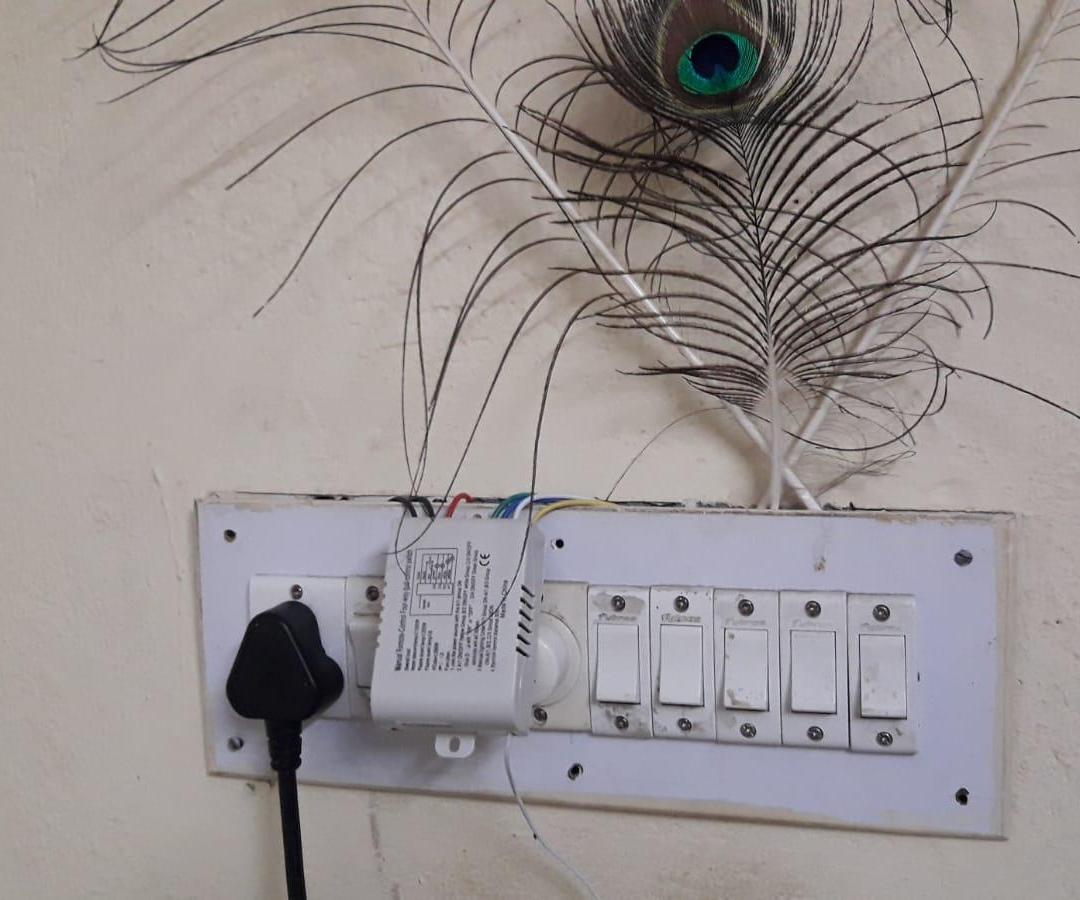 Remote Controlled Home Automation : 3 Steps - Instructables