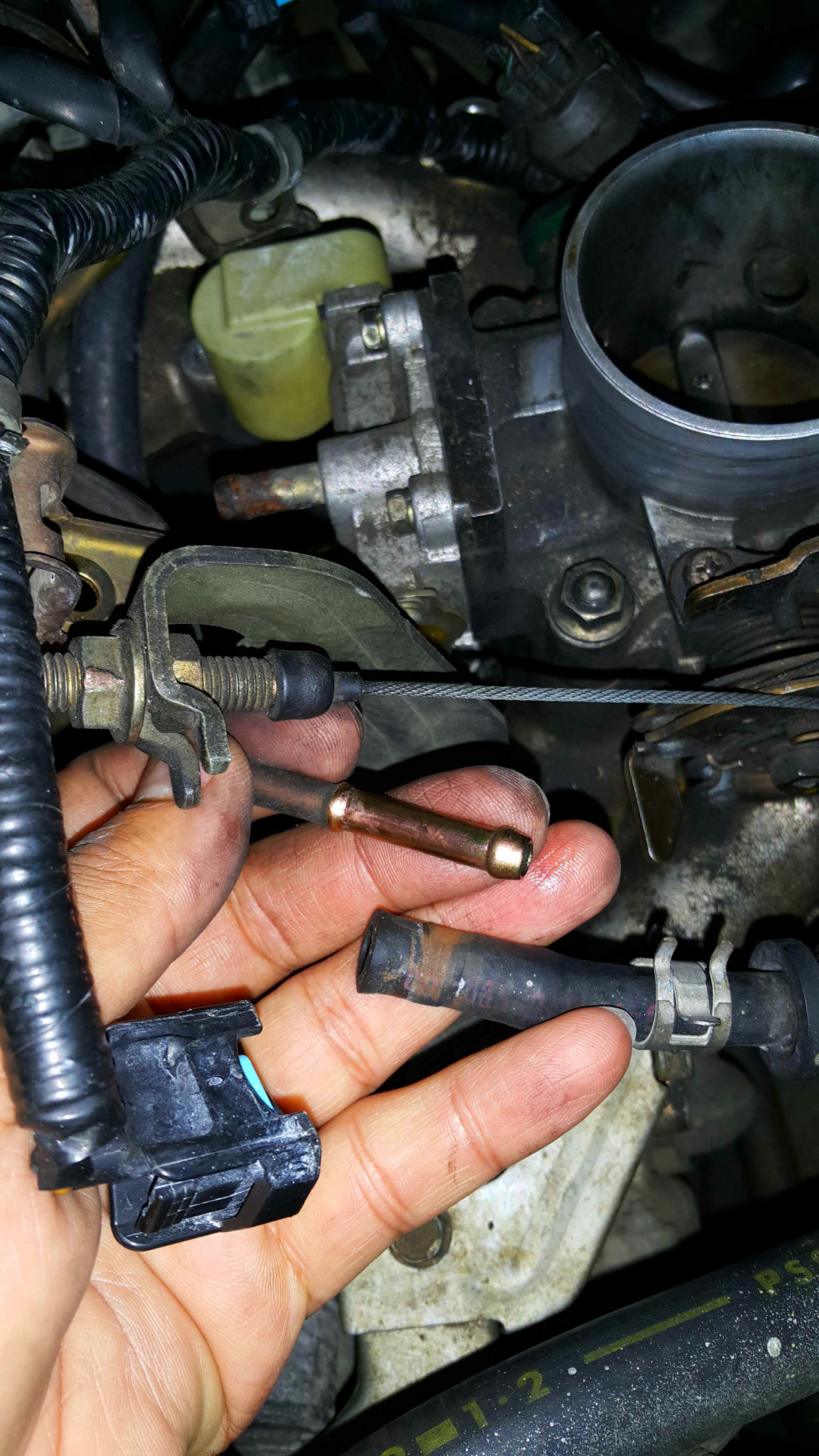 Replacing Fuel Injectors (Honda Civic 1999 D15B) 6 Steps (with Pictures) Instructables