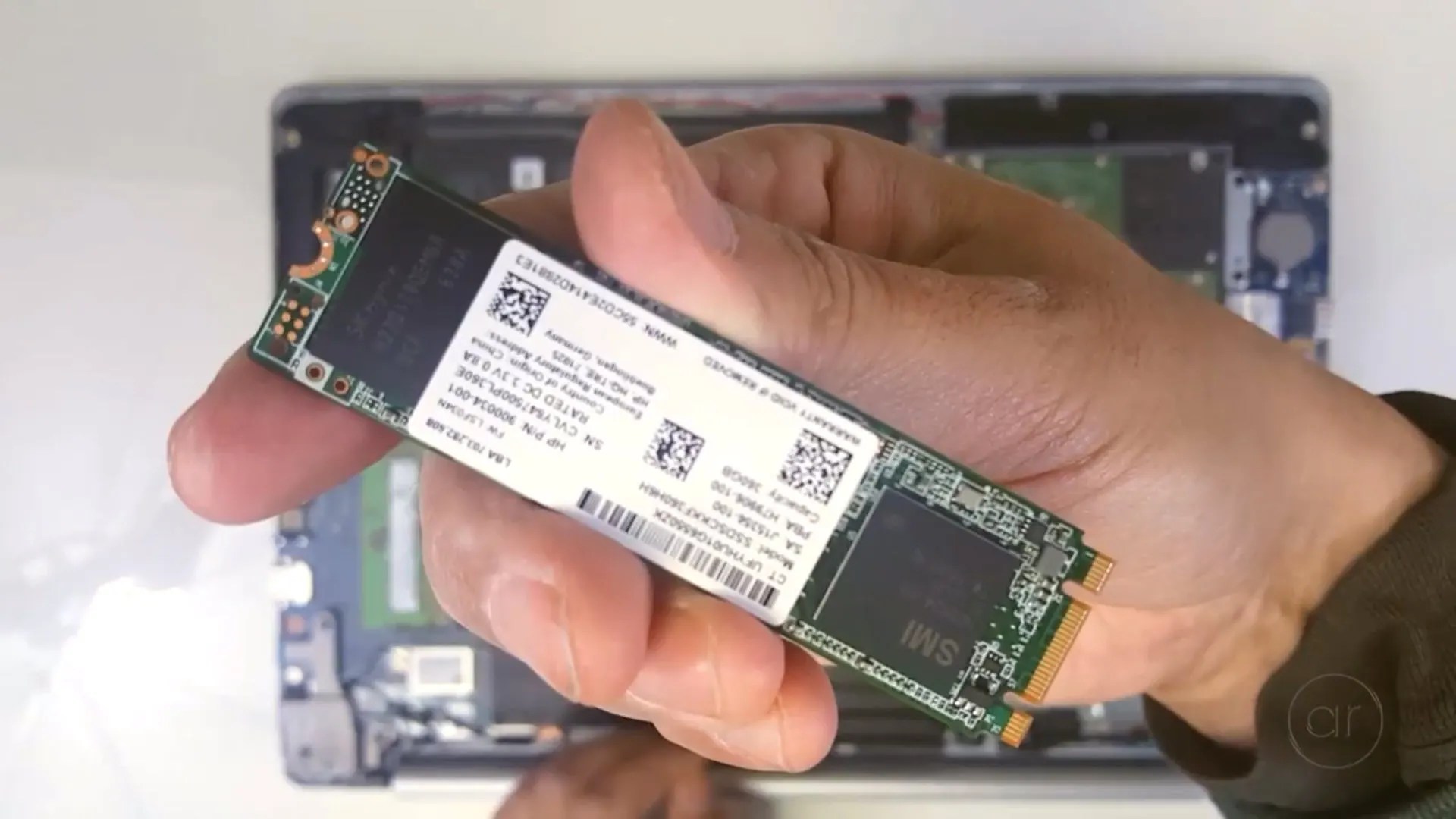 How to Disassemble a Dell Inspiron 15 5570 Laptop to Install an M.2 SSD