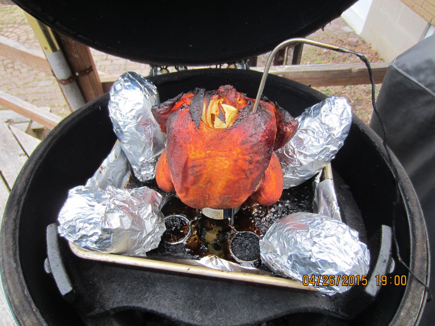 Beer Can Chicken in a Big Green Egg/ Kamado Joe Grill 5 Steps (with