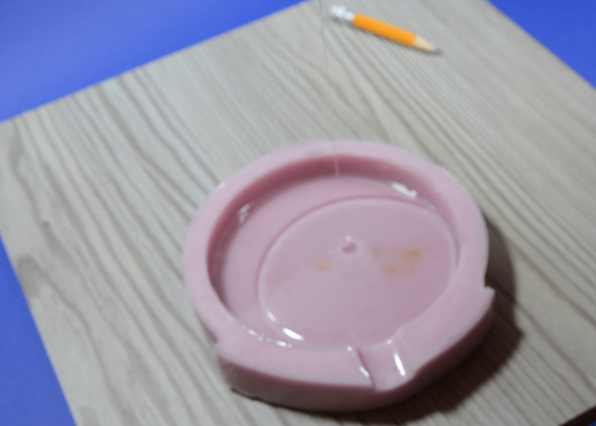 School Themed Epoxy Resin Coasters With Crayons 6 Steps (with