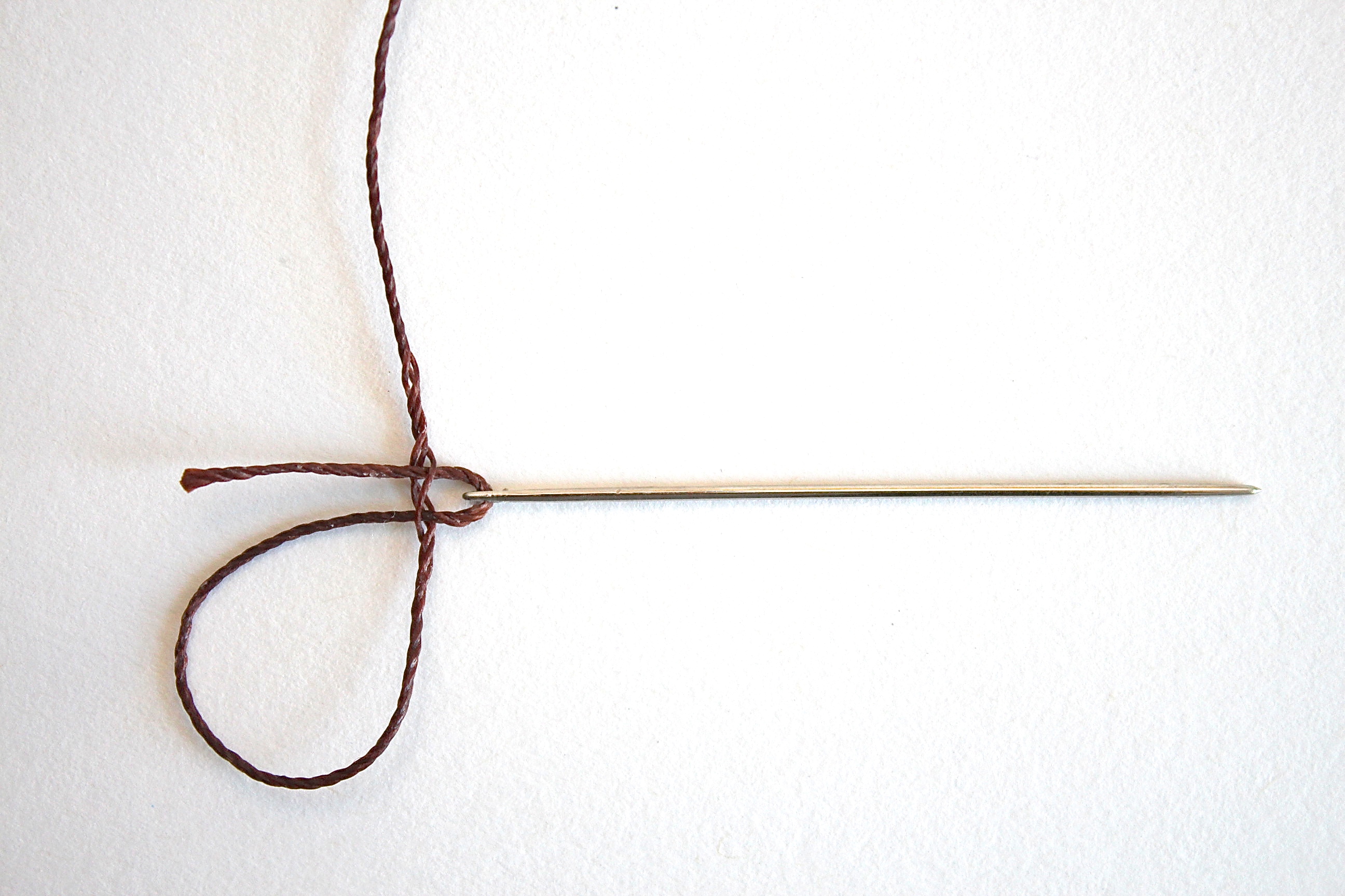 How to Thread a Leather Needle 5 Steps (with Pictures) Instructables