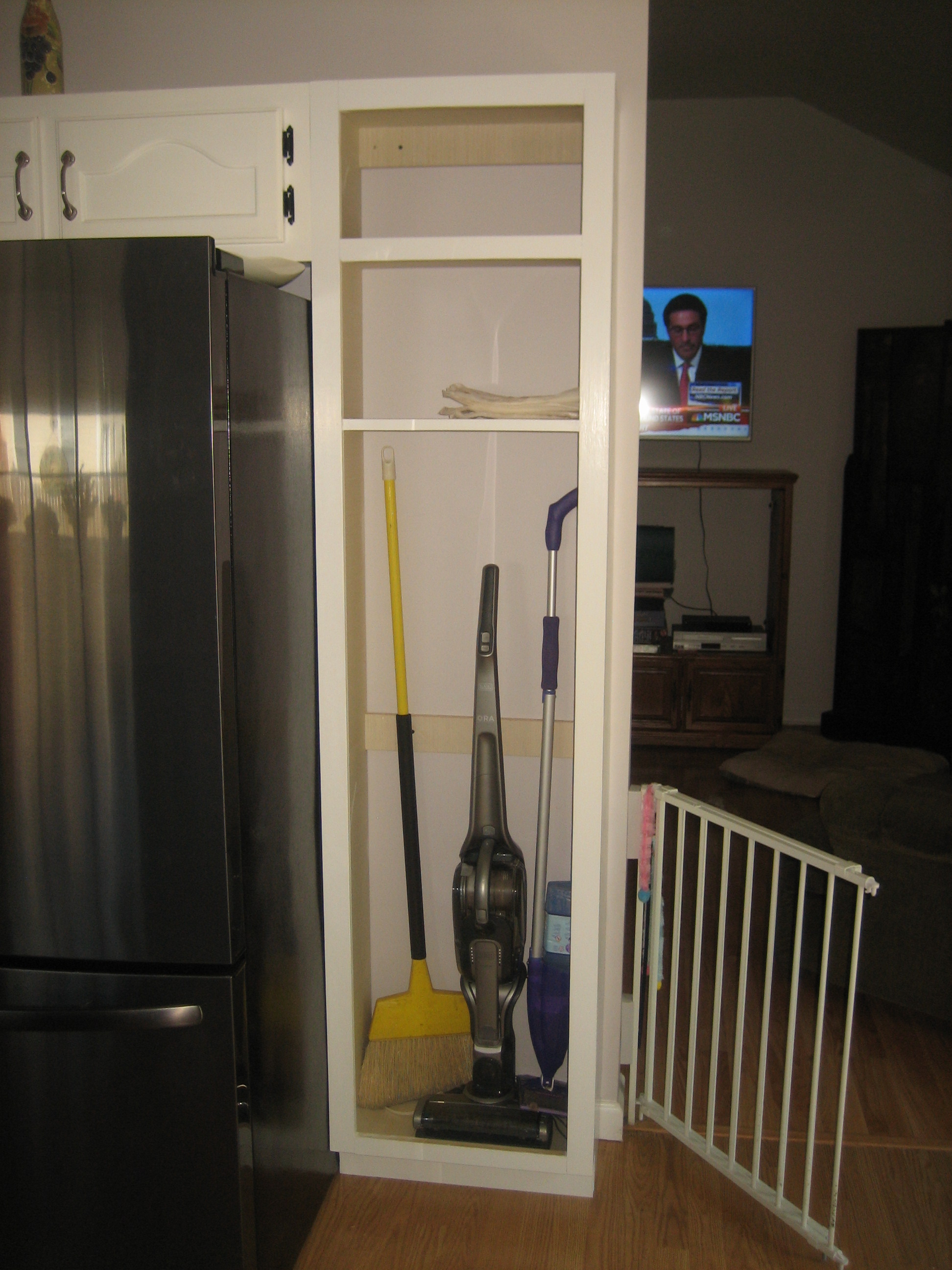 KITCHEN BROOM 9 Steps Instructables