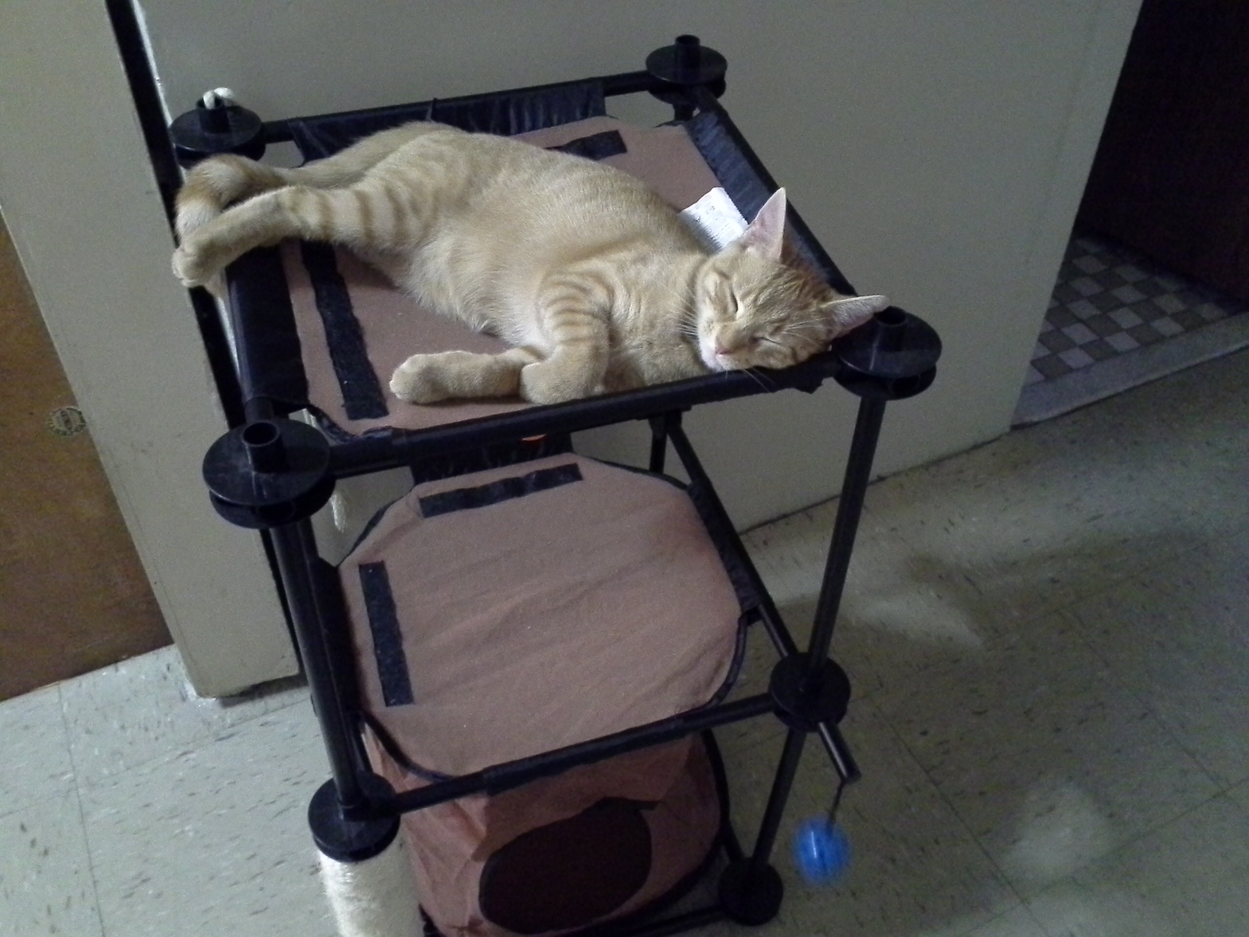 DIY Cat Tower Hack (with Pictures) Instructables