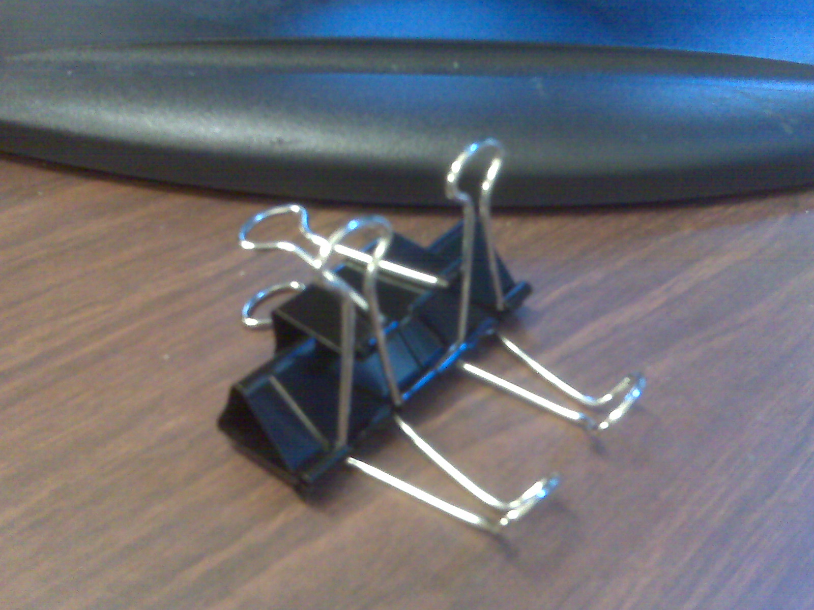 IPhone Binder Clip Stand Ver 2.0 4 Steps Instructables