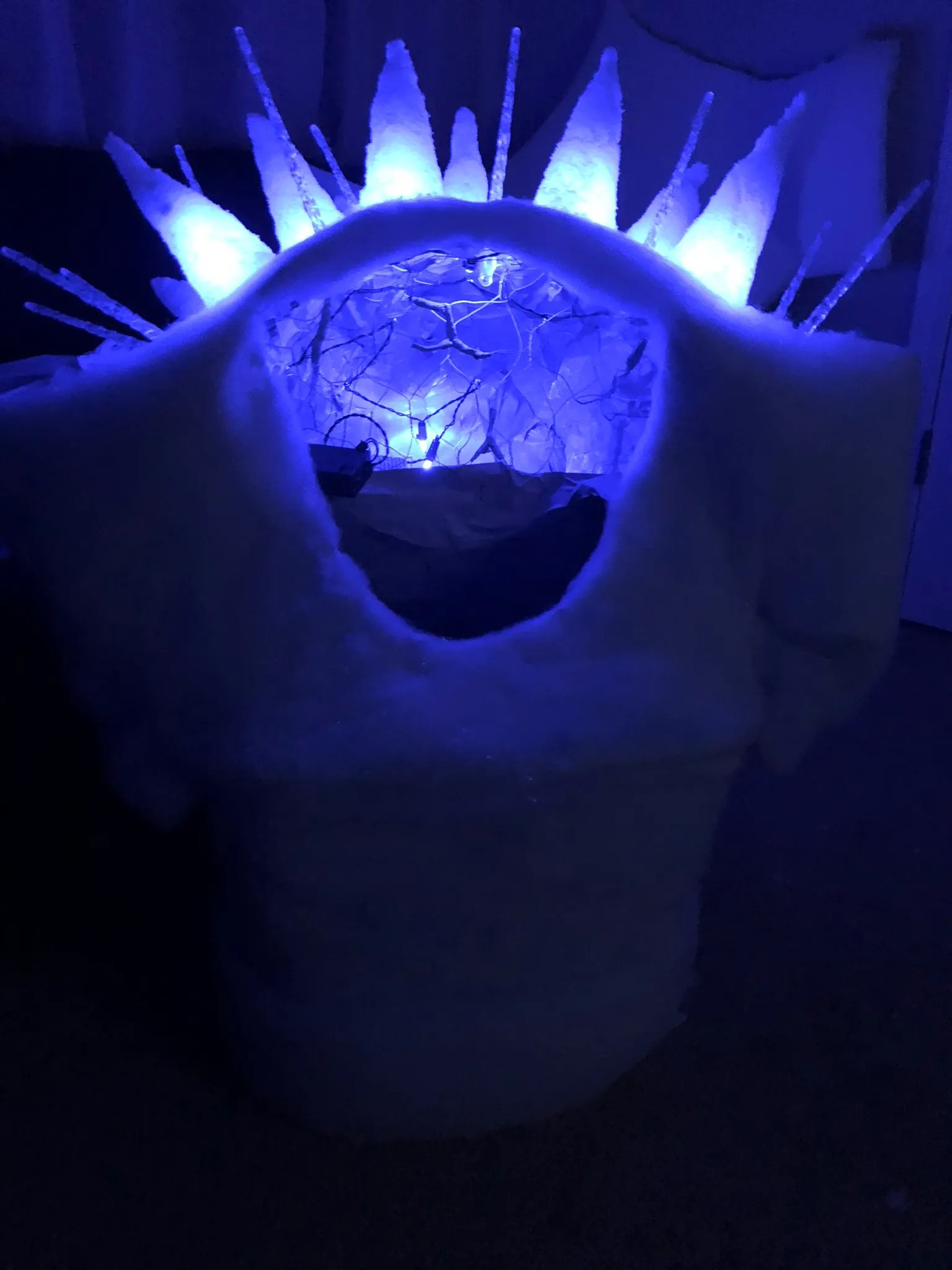 DIY Frozen’s Marshmallow Snow Monster Costume 5 Steps Instructables