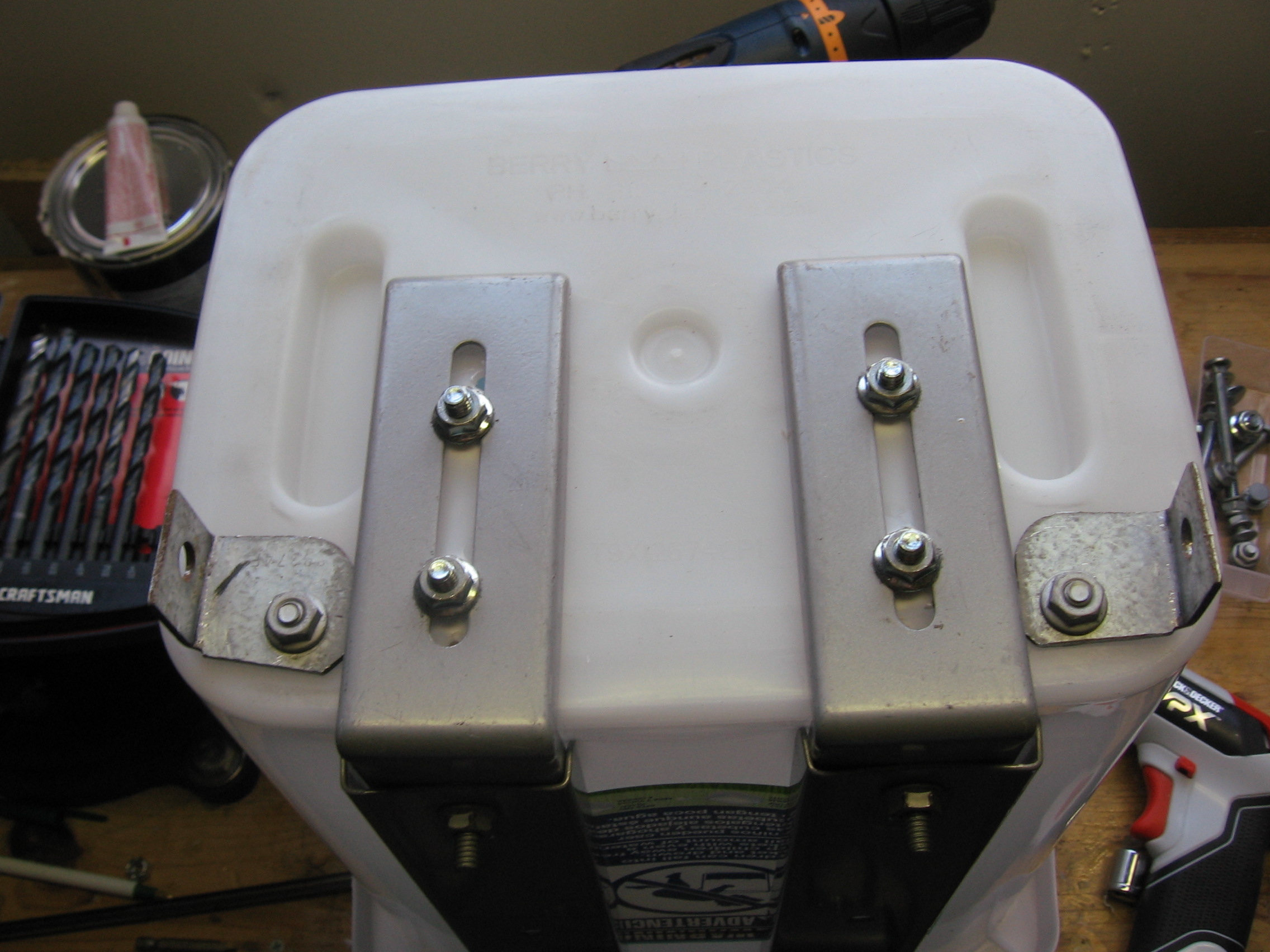 5 Gallon Bucket Cart (A.K.A. Excrement Express!) 8 Steps Instructables