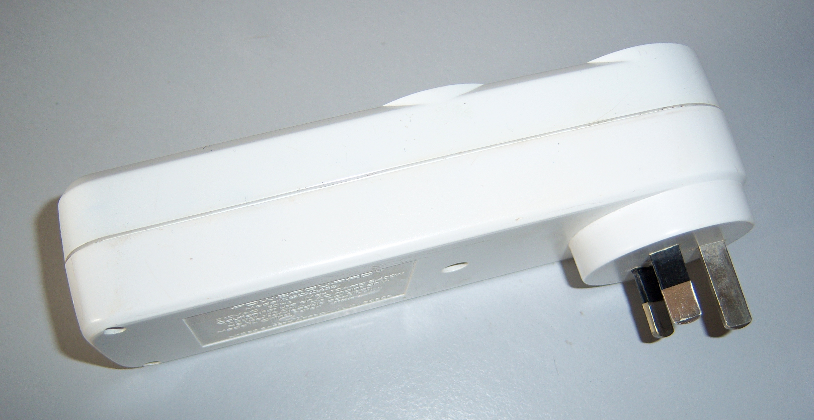 Inline Laptop Surge Protector With an Outlet 6 Steps (with Pictures