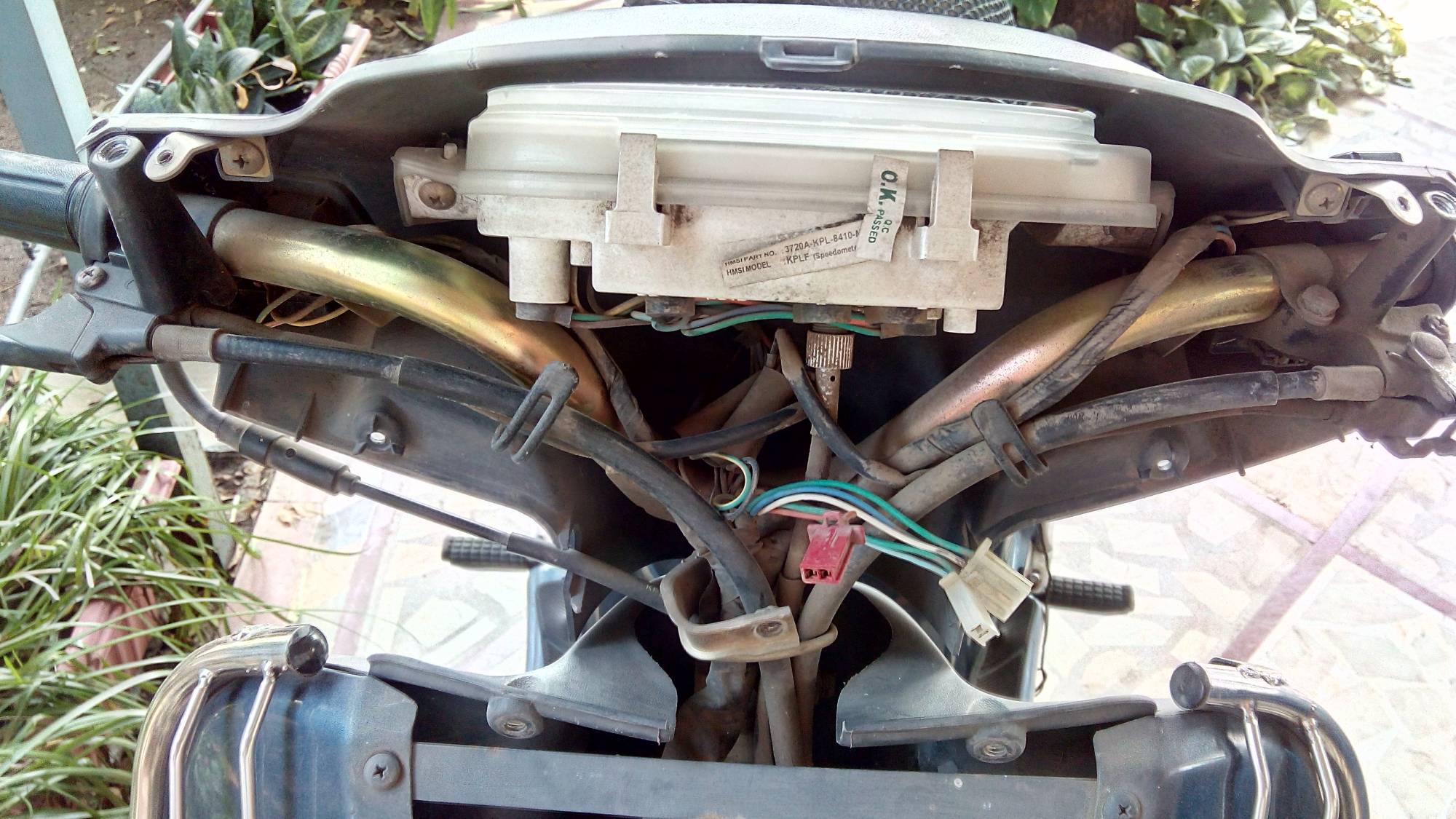 Make Your Scooter/ Motorcycle Headlight Brighter by 80 4 Steps