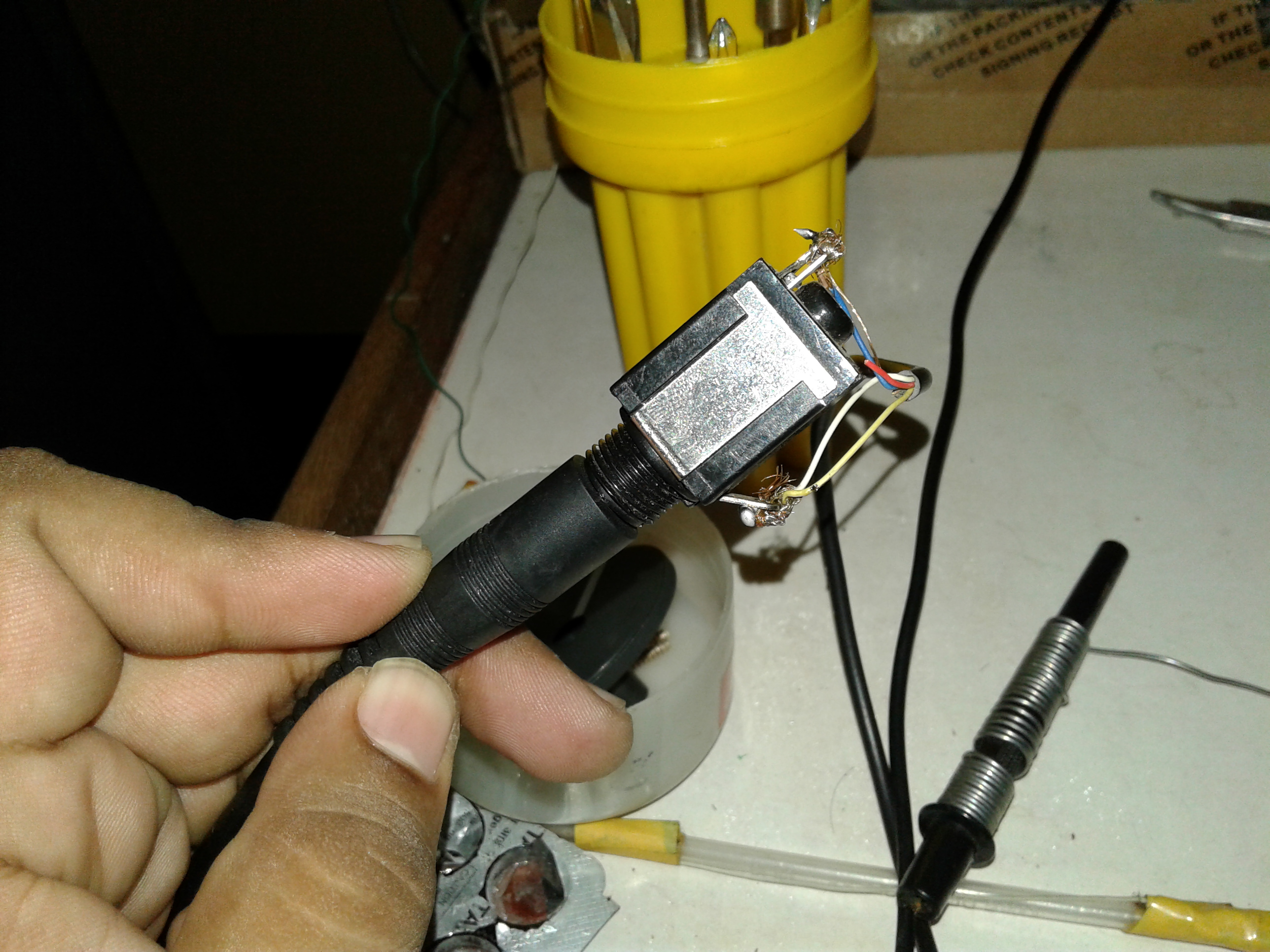 Guitar Amp From Old Radio 5 Steps Instructables