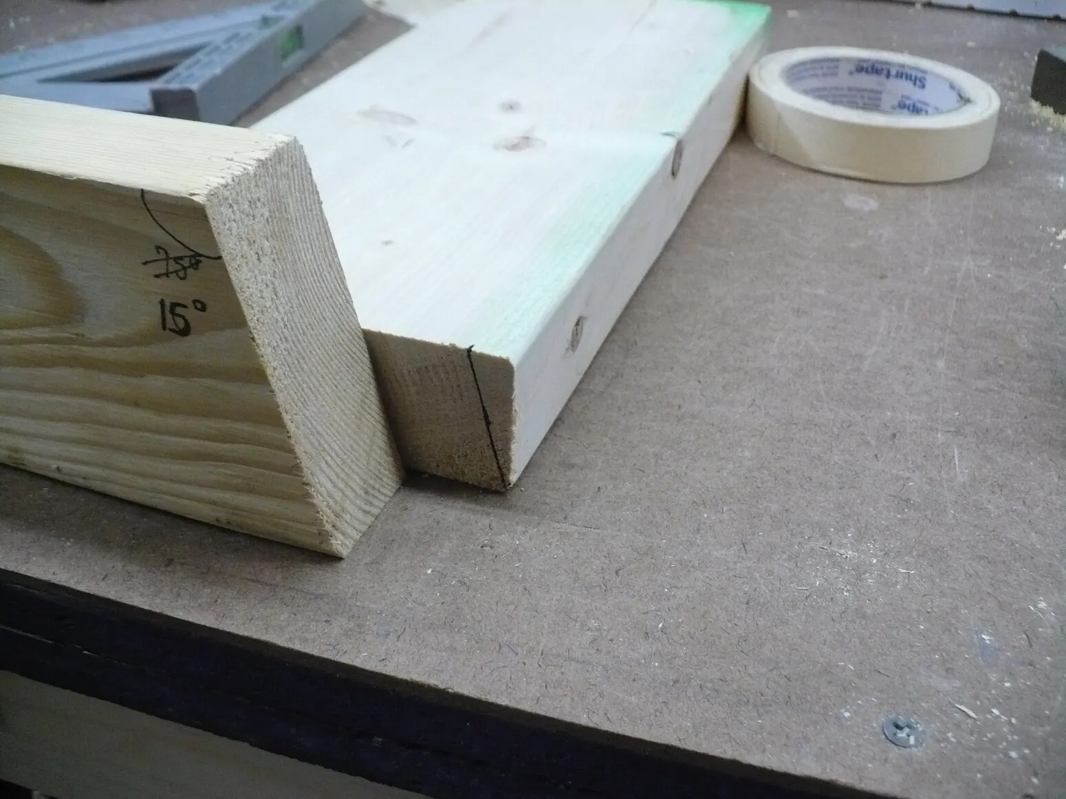 The Simple Saw Horse (Sawhorse?) : 13 Steps (with Pictures) - Instructables
