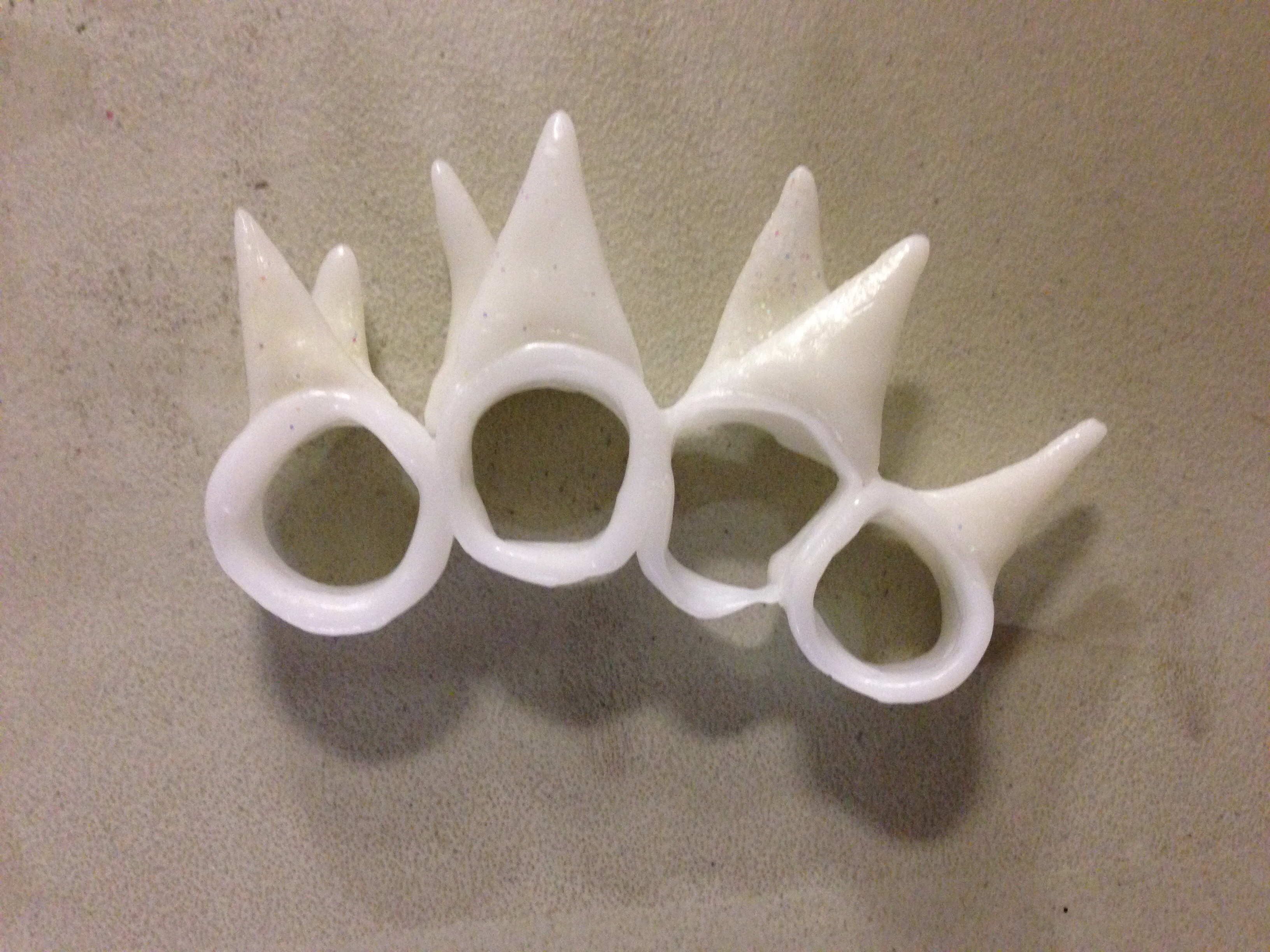 Instamorph Brass Knuckles (or Plastic) Instructables