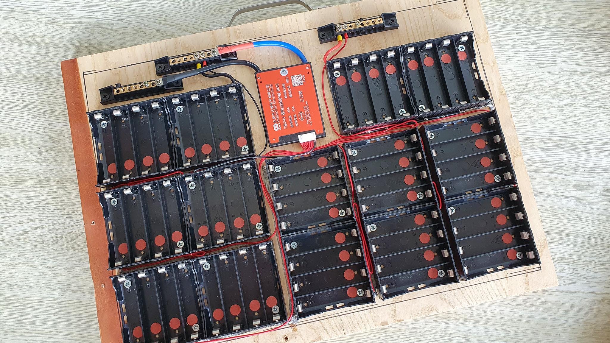 Lowcost Portable Power Station From Old Laptop Batteries 8 Steps