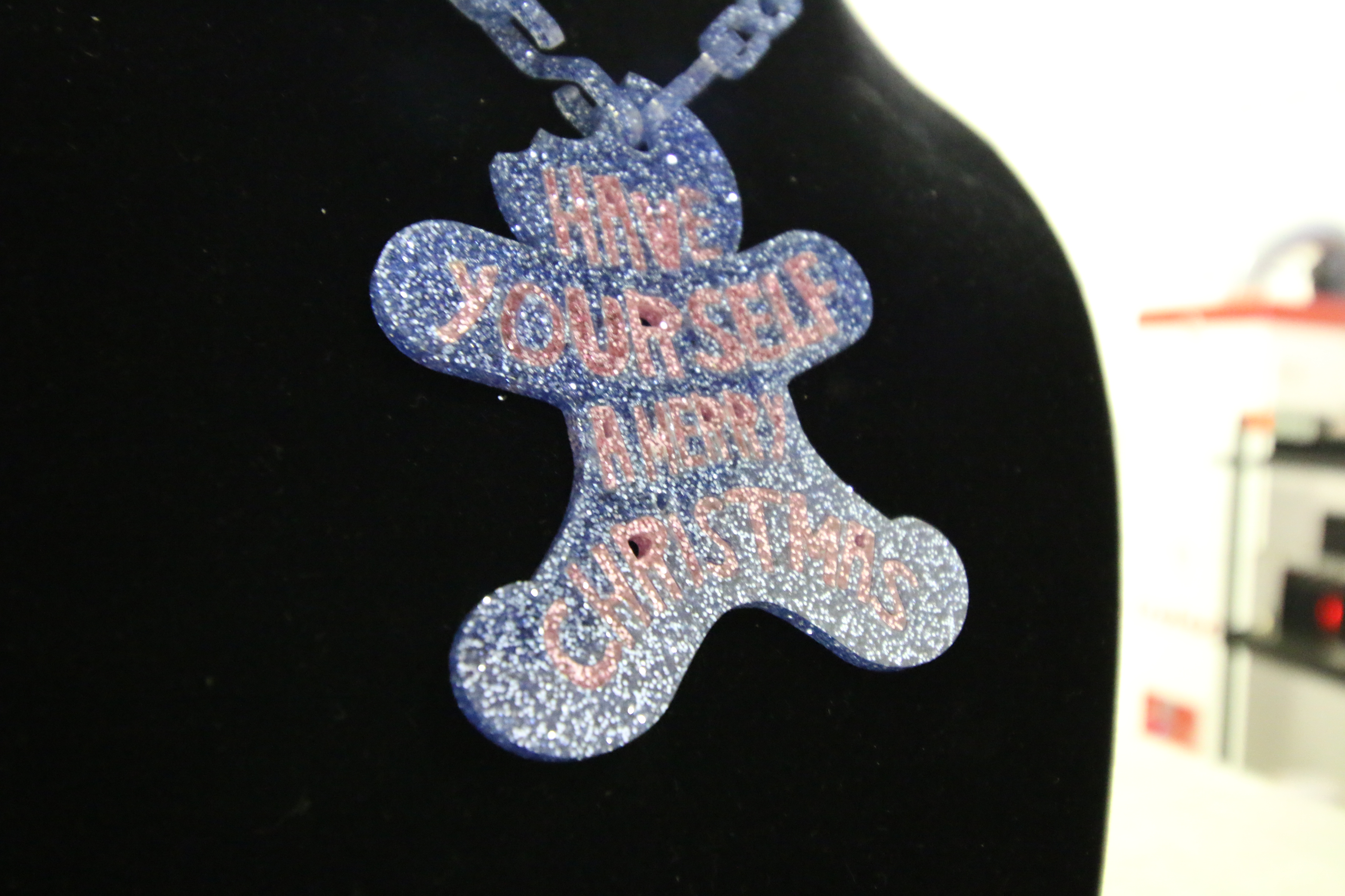 Glitter Acrylic Jewelry Necklace 6 Steps Instructables