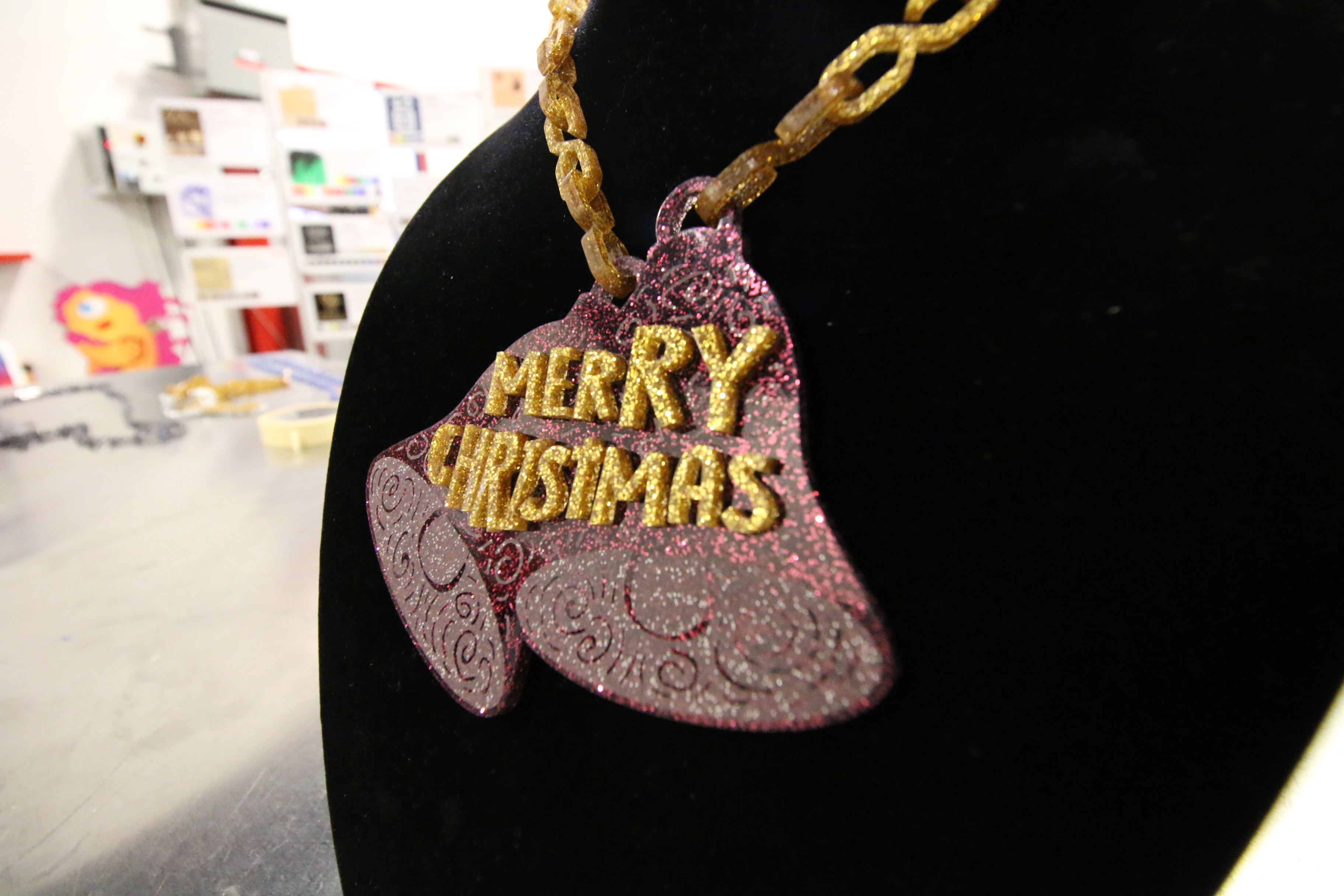 Glitter Acrylic Jewelry Necklace 6 Steps Instructables