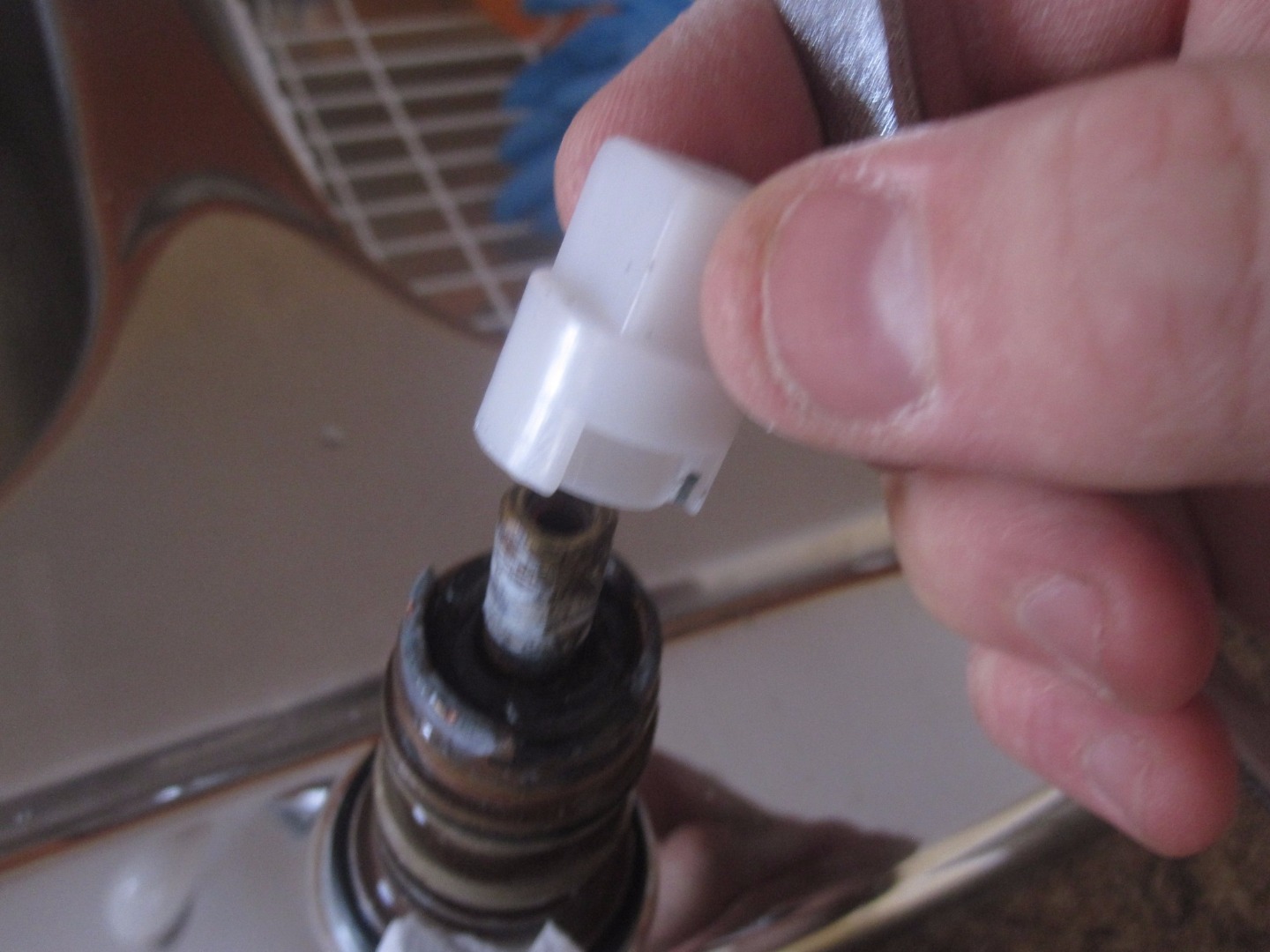 Leaky Moen Kitchen Faucet Repair 8 Steps Instructables