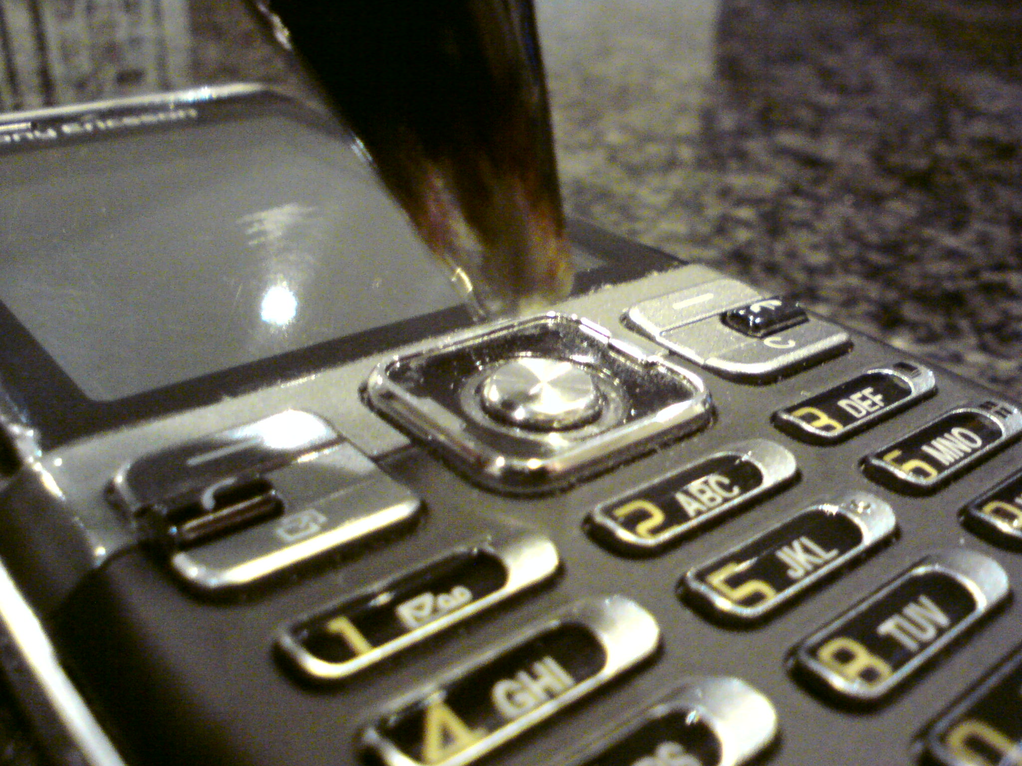 Cell Phone for Gloved Hands or Fat Fingers 3 Steps Instructables