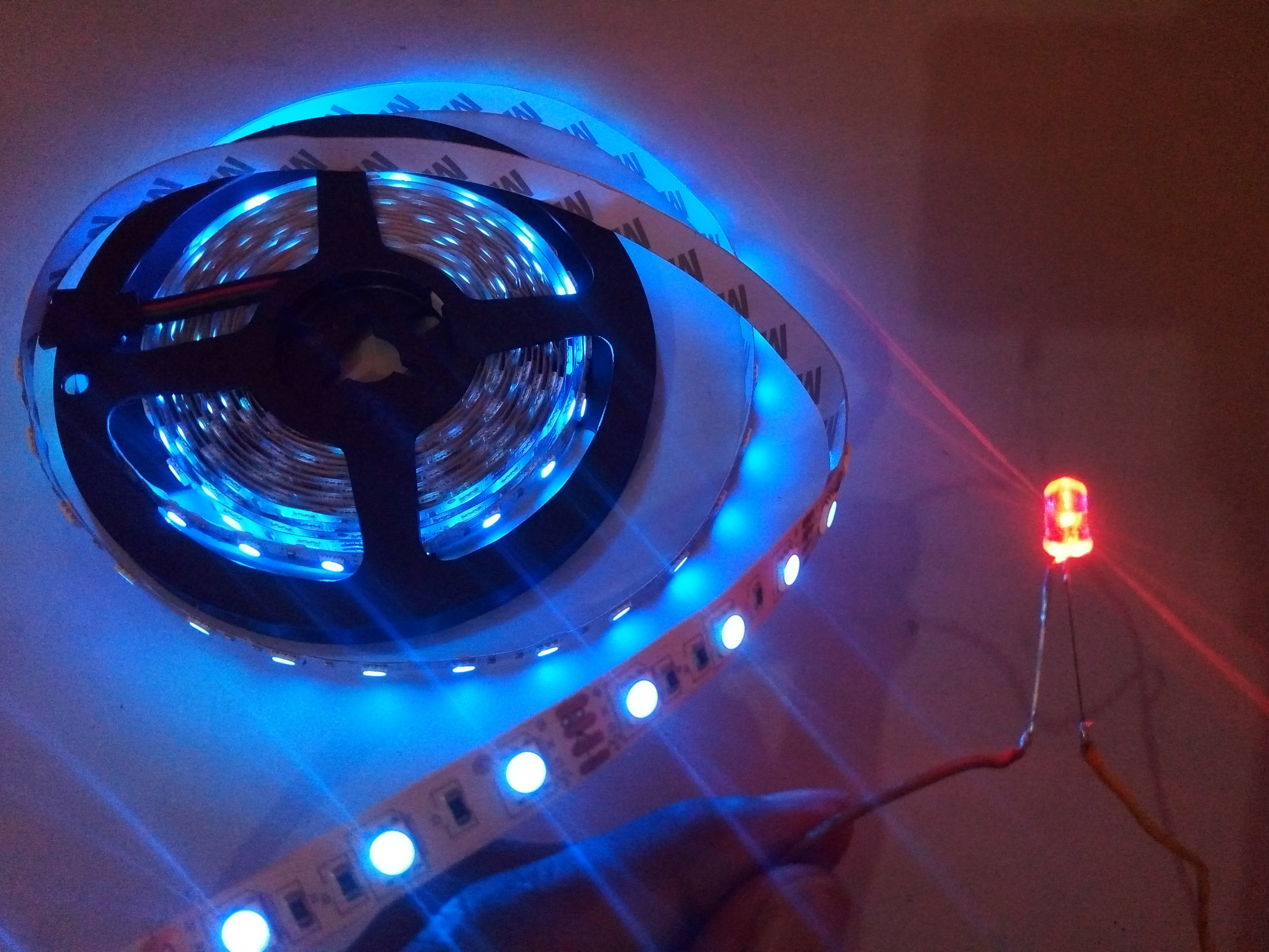 LED Strip Amazing Effect 4 Steps Instructables