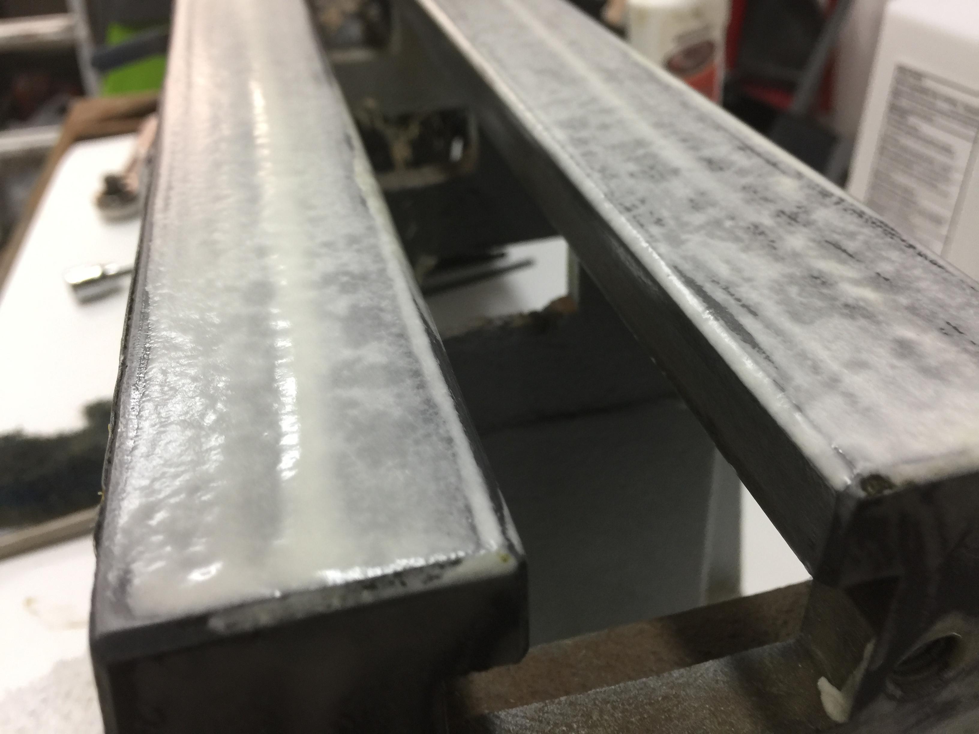 Lubricate Metal and Inhibit Rust With Moly. 6 Steps (with Pictures