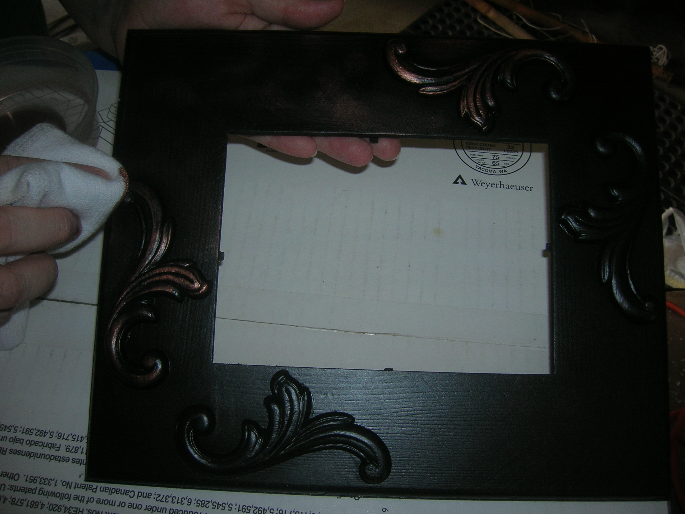 Antiquelooking Picture Frame 3 Steps Instructables