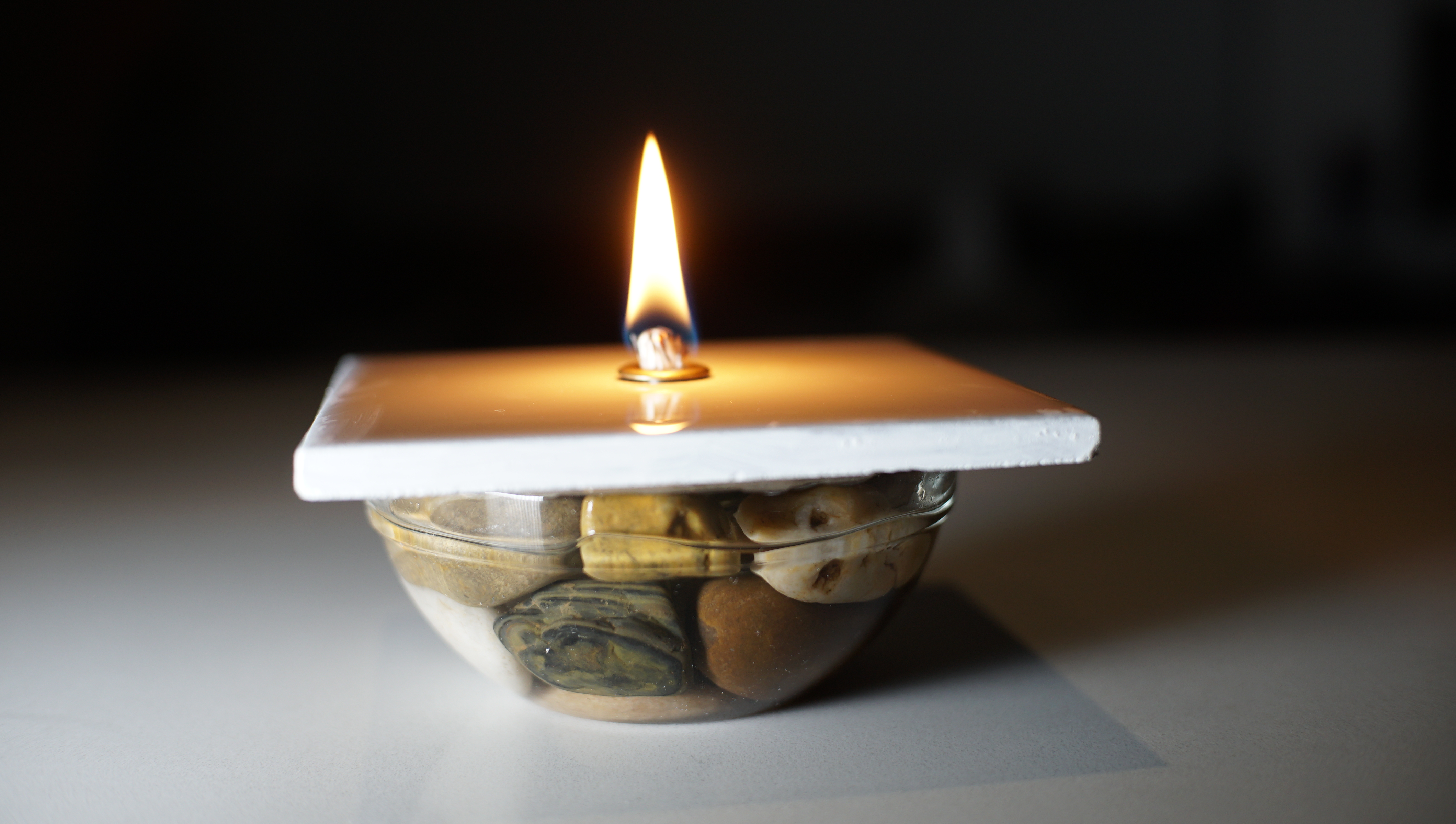 How to Make an Oil Candle From a Tile or Rock 6 Steps (with Pictures