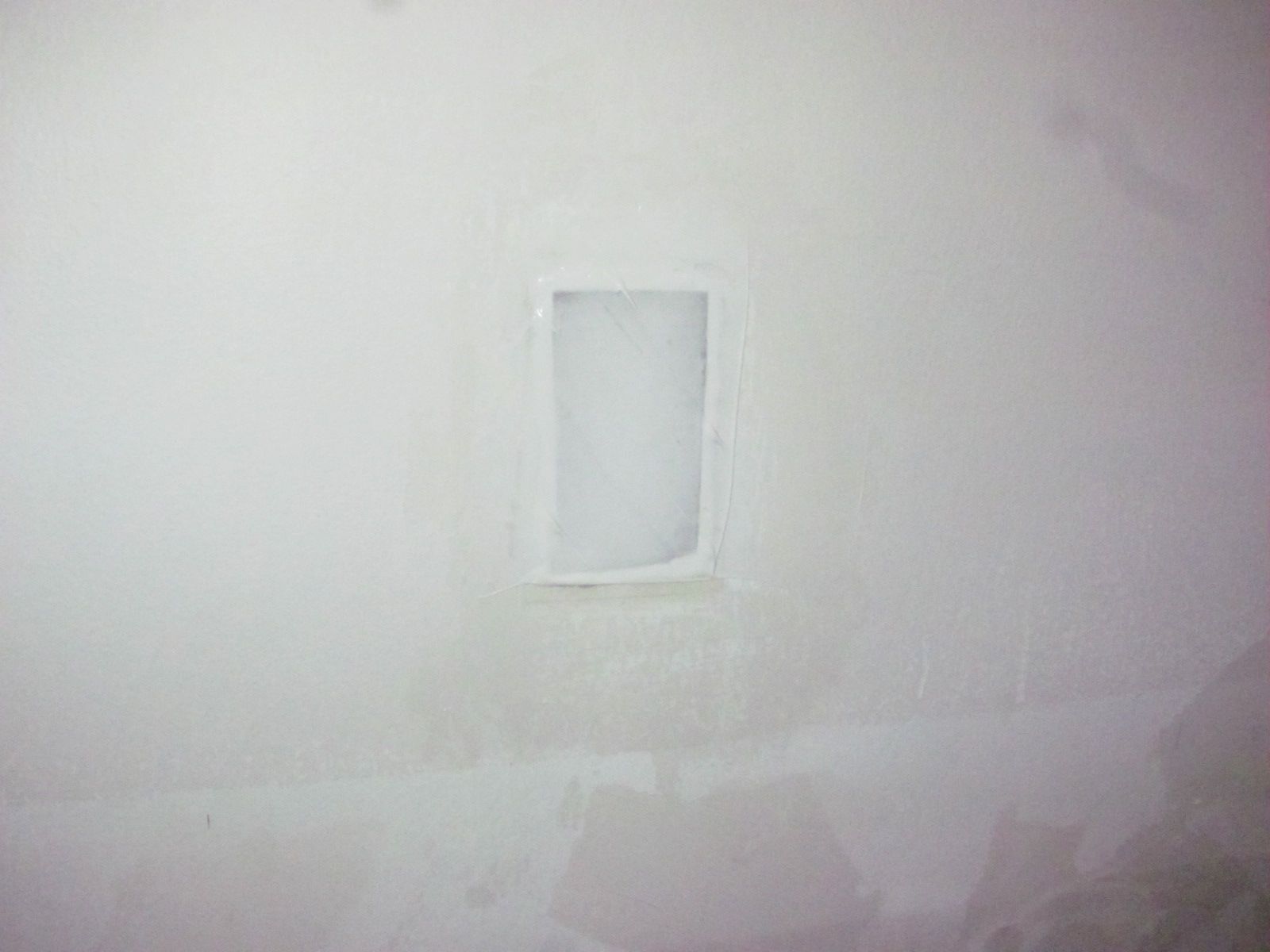 Fix a Hole in Drywall (Sheetrock) 6 Steps (with Pictures) Instructables