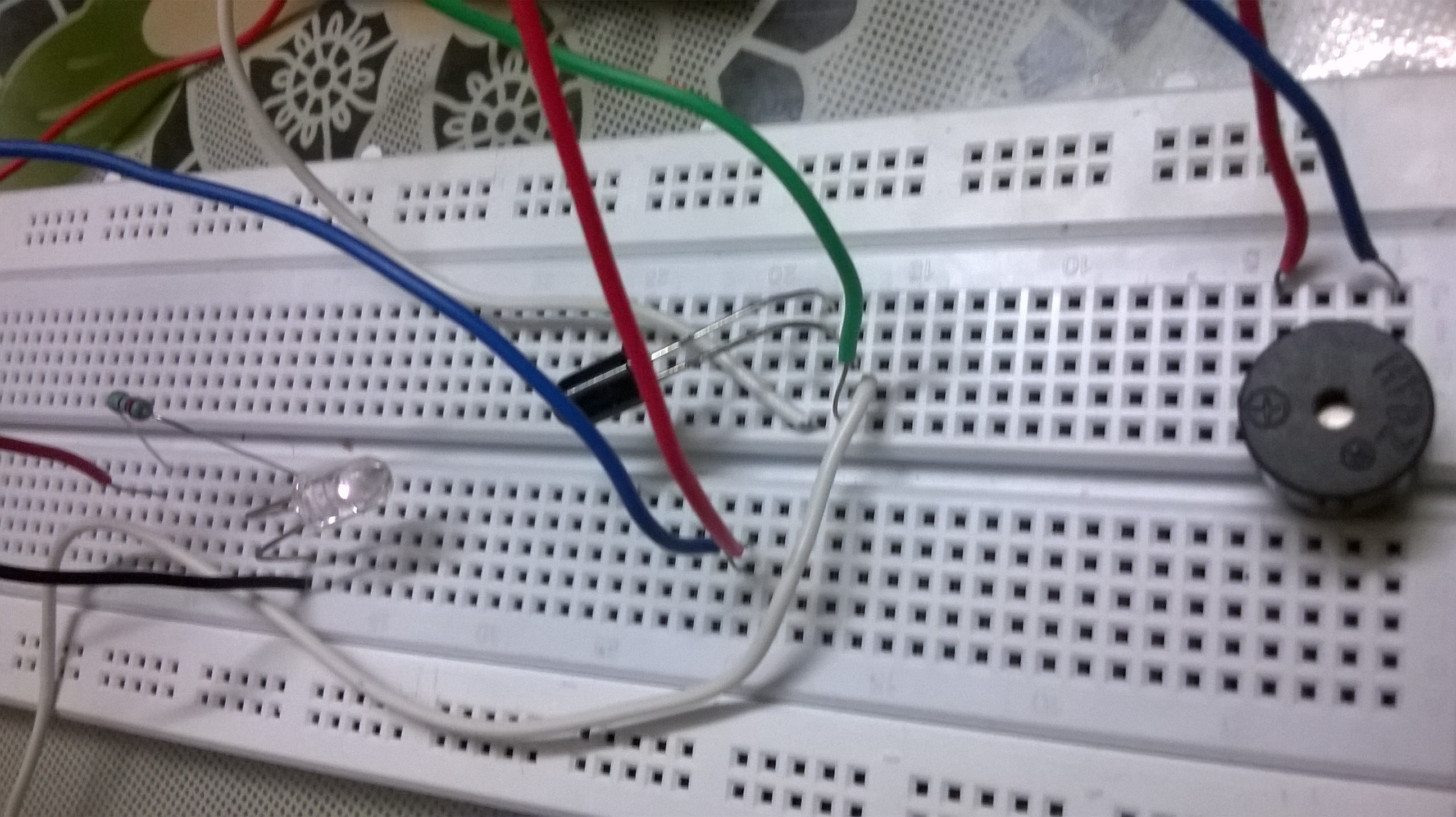 ARDUINO Burglar Alarm Using Infrared EmitterDetector Pair 5 Steps Instructables
