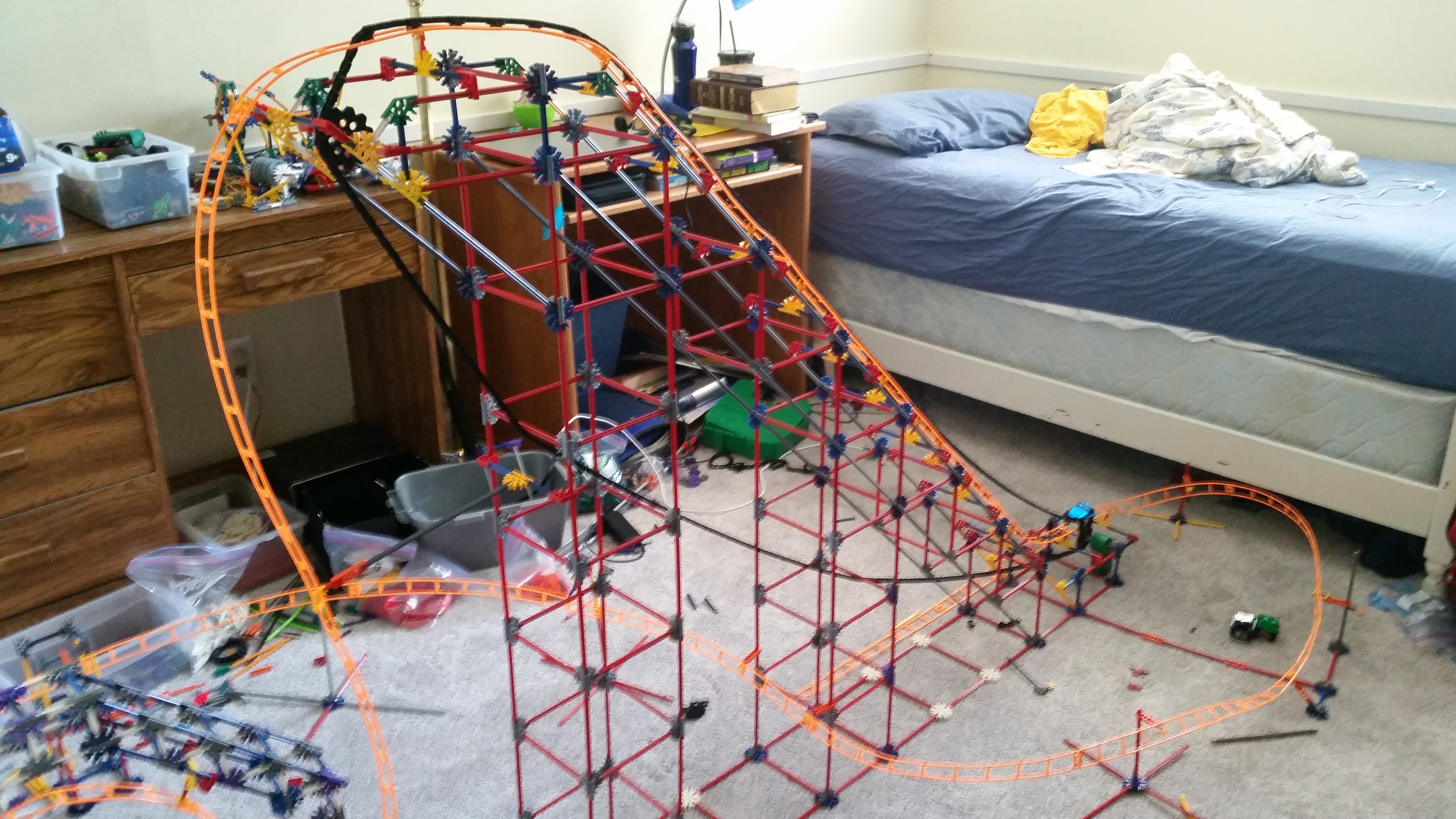 Loop. a Knex Roller Coaster Instructables