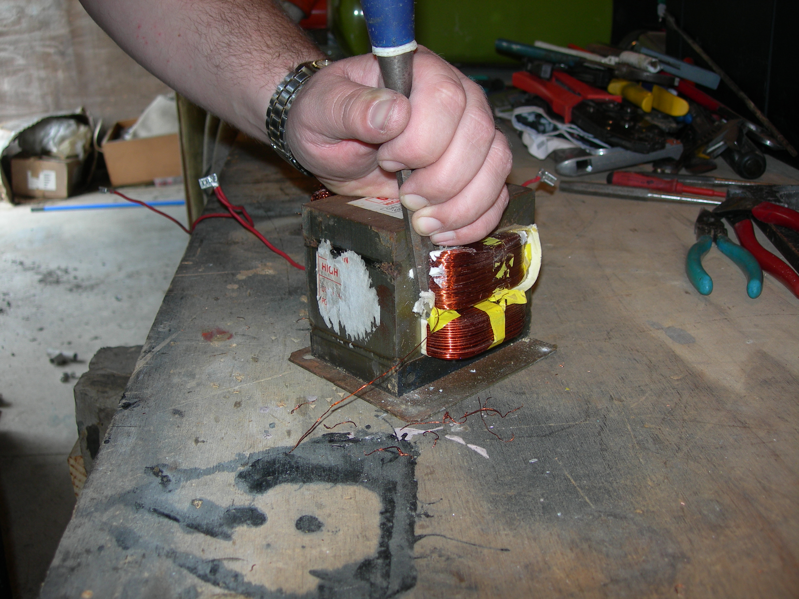 MOT Spot Welder : 6 Steps - Instructables