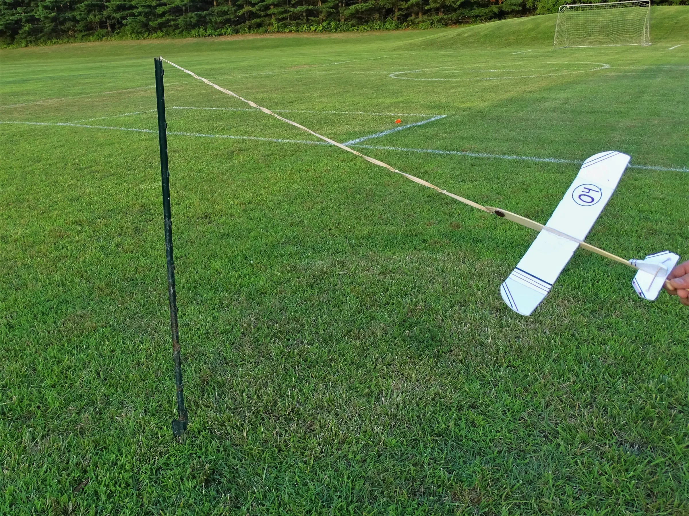 Slingshot Airplane Glider 9 Steps (with Pictures) Instructables