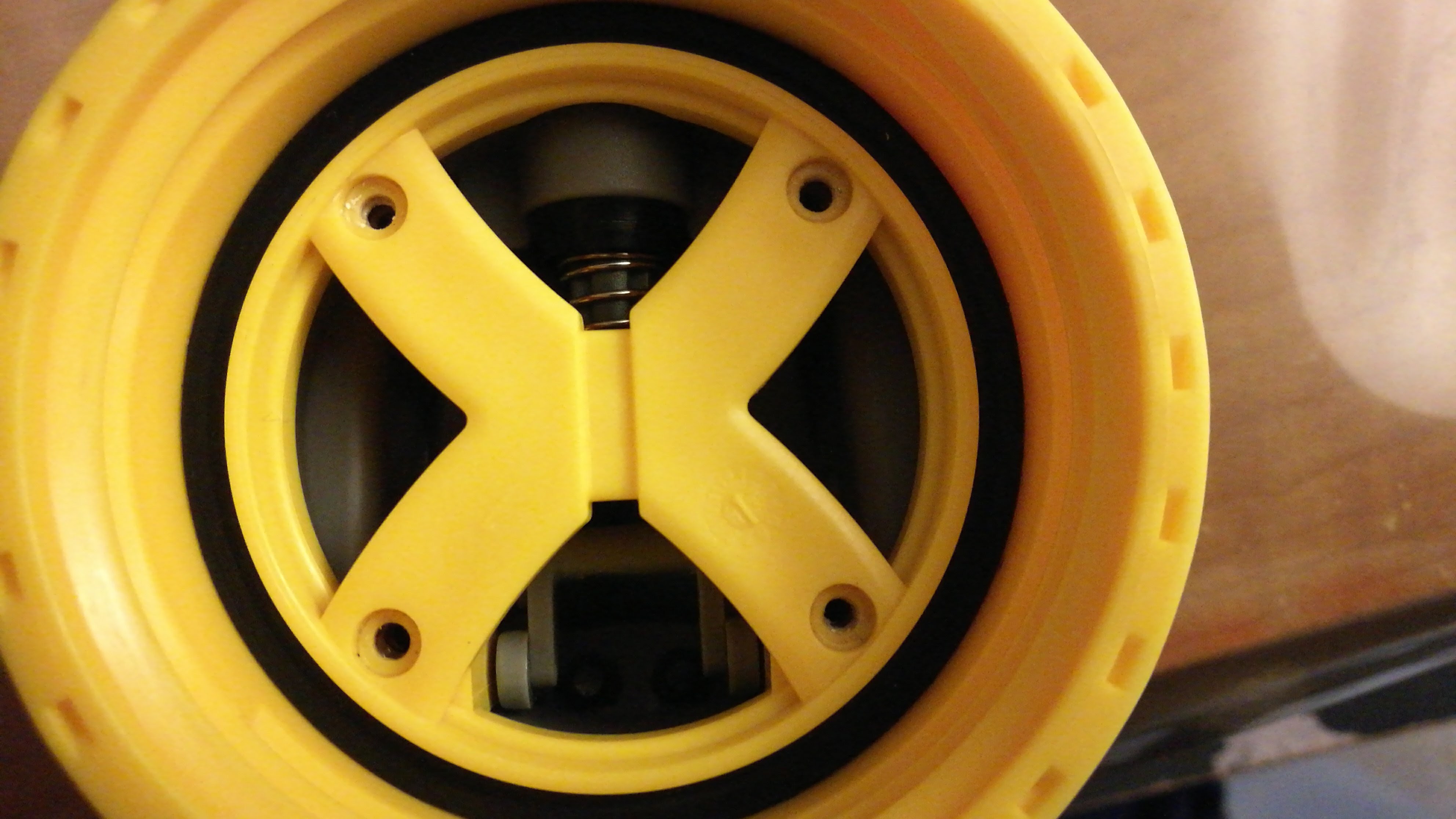 Take Apart Contigo Fit or Chill Autoseal Lid 6 Steps Instructables