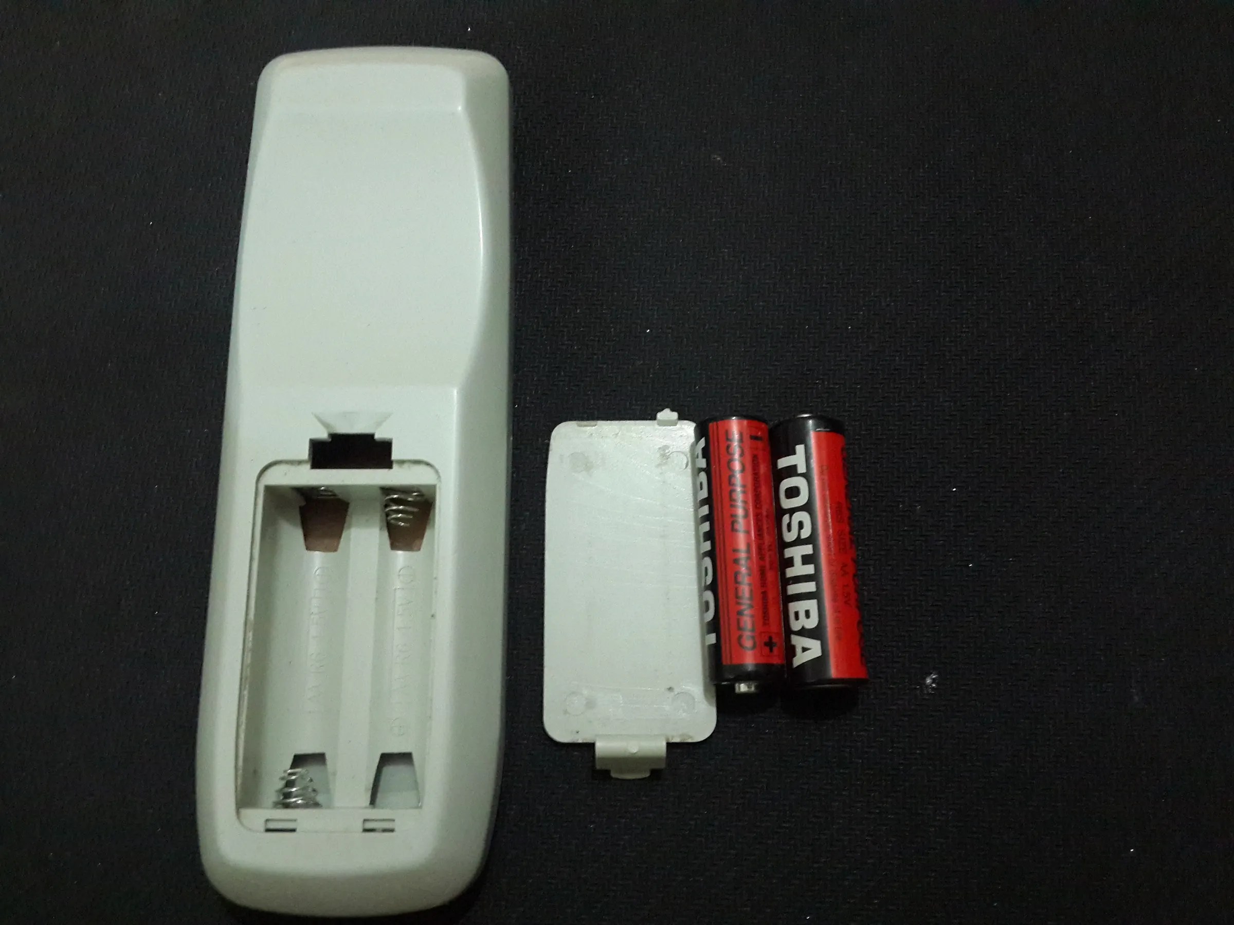 How to Repair a Remote Control : 5 Steps - Instructables