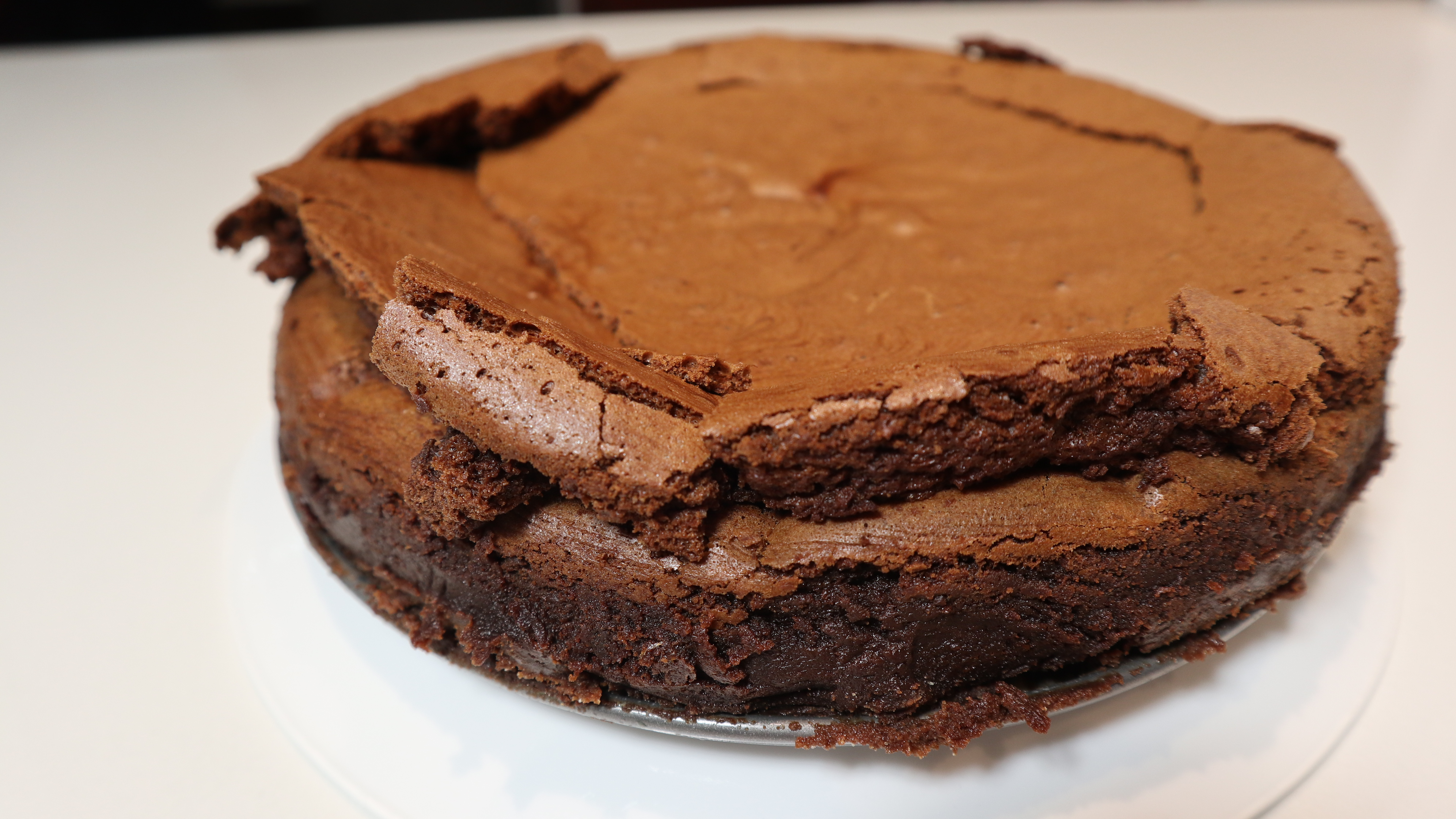 Awesome Chocolate Cream Cake Julia Child 3 Steps Instructables