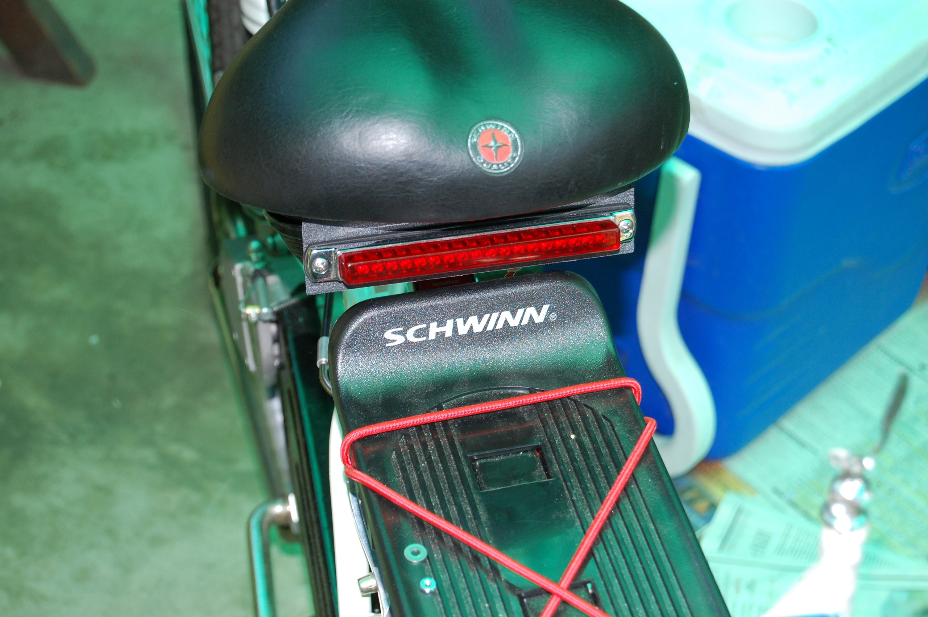 Solar Charged LED Running Light With Flashing Brake Light for Bicycles