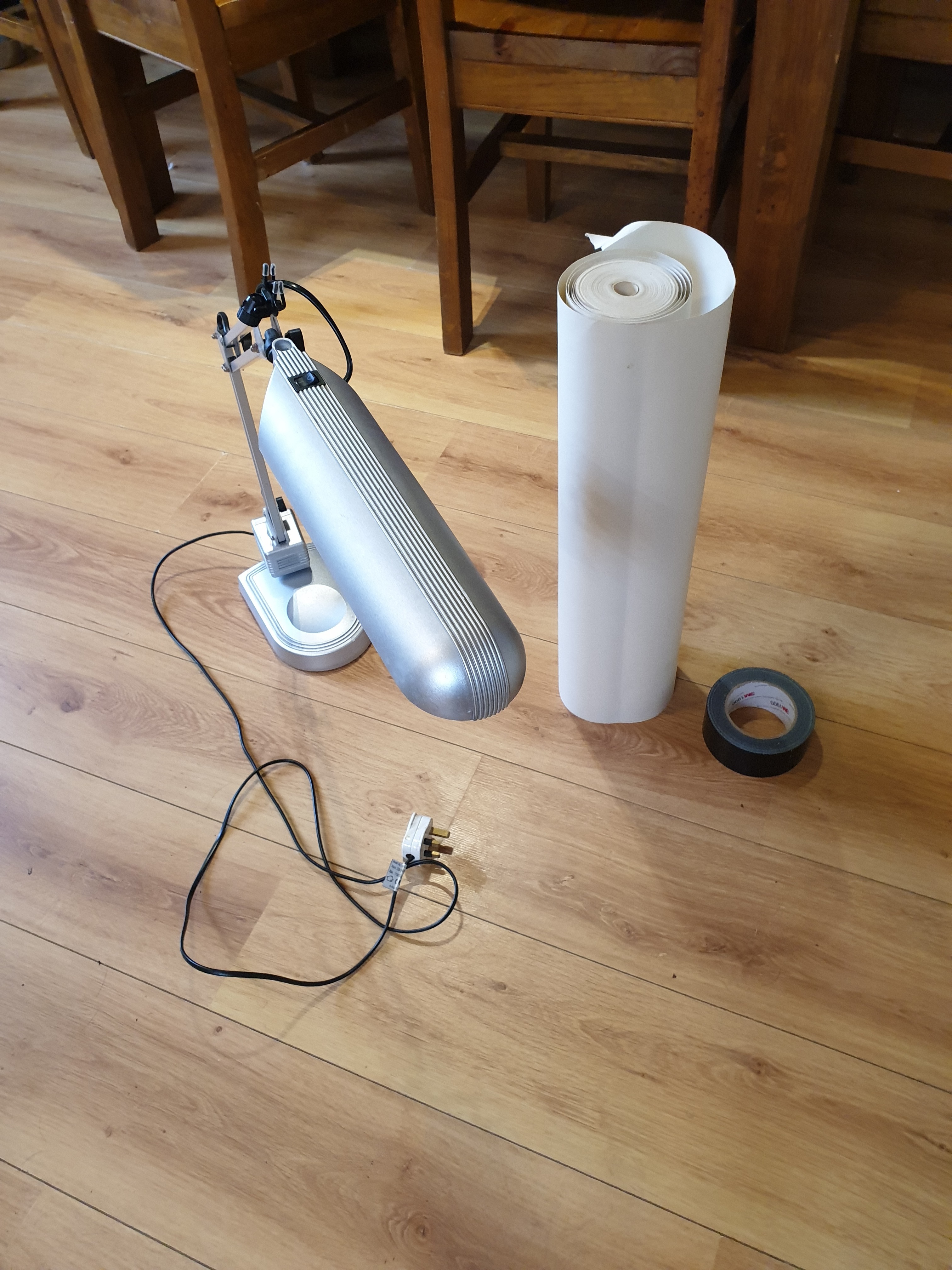 How to Make an Easy and Cheap Light Box for Photography Instructables