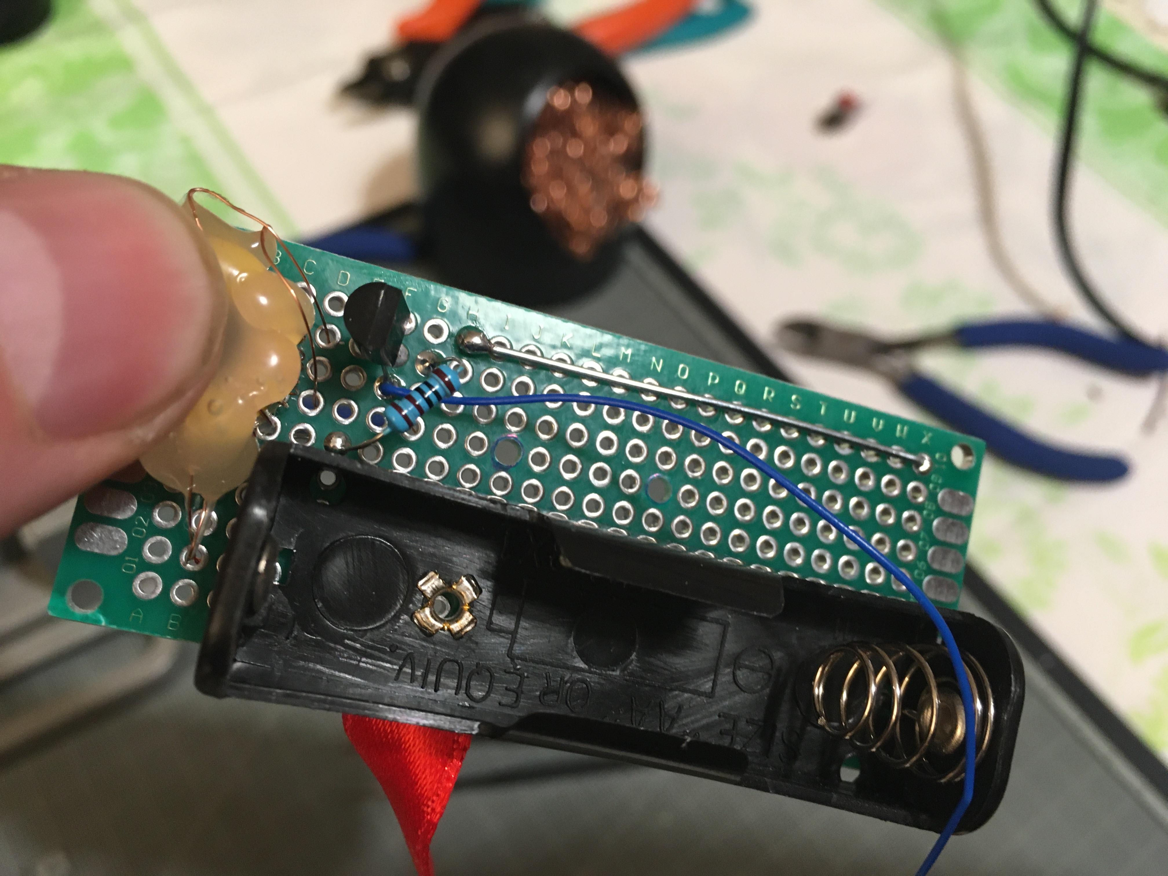 Relaxing/emergency Lamp With One AA Battery Joules Thief 9 Steps