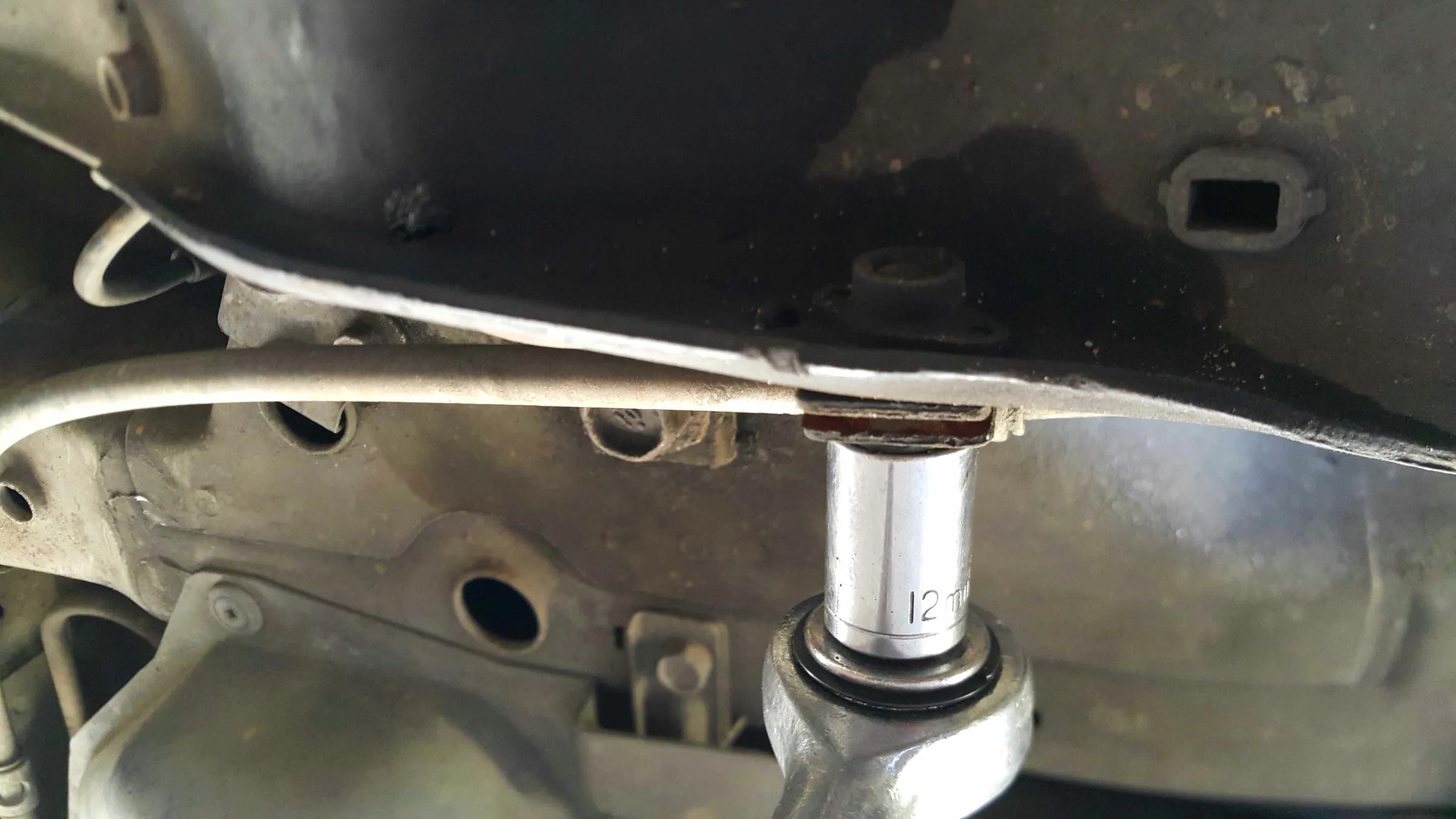 Replacing Trailing Arm Bushings on My Honda Civic! : 4 Steps