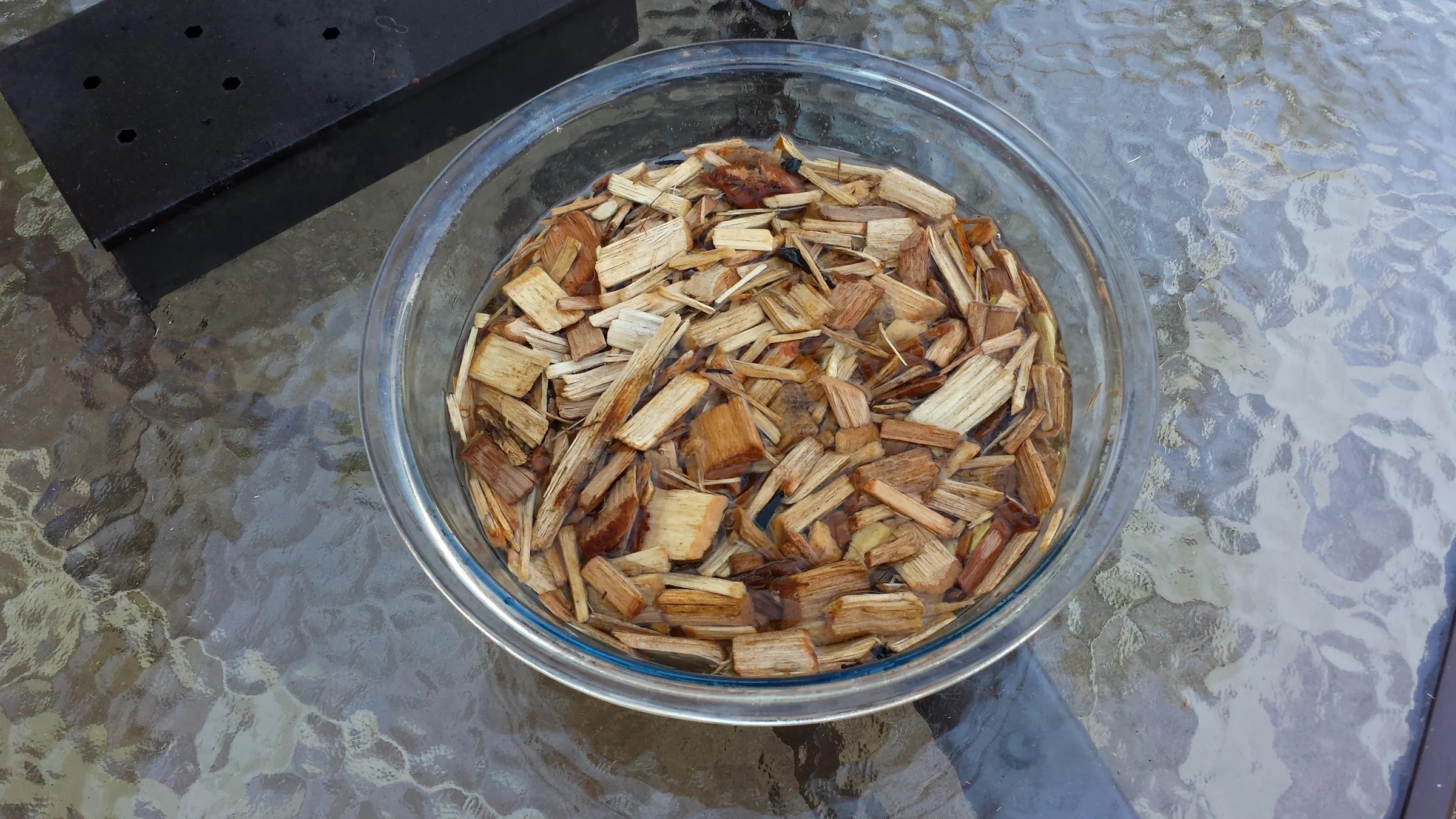 Quick Soaking Wood Chips for Smoking Meat (with Pictures) Instructables