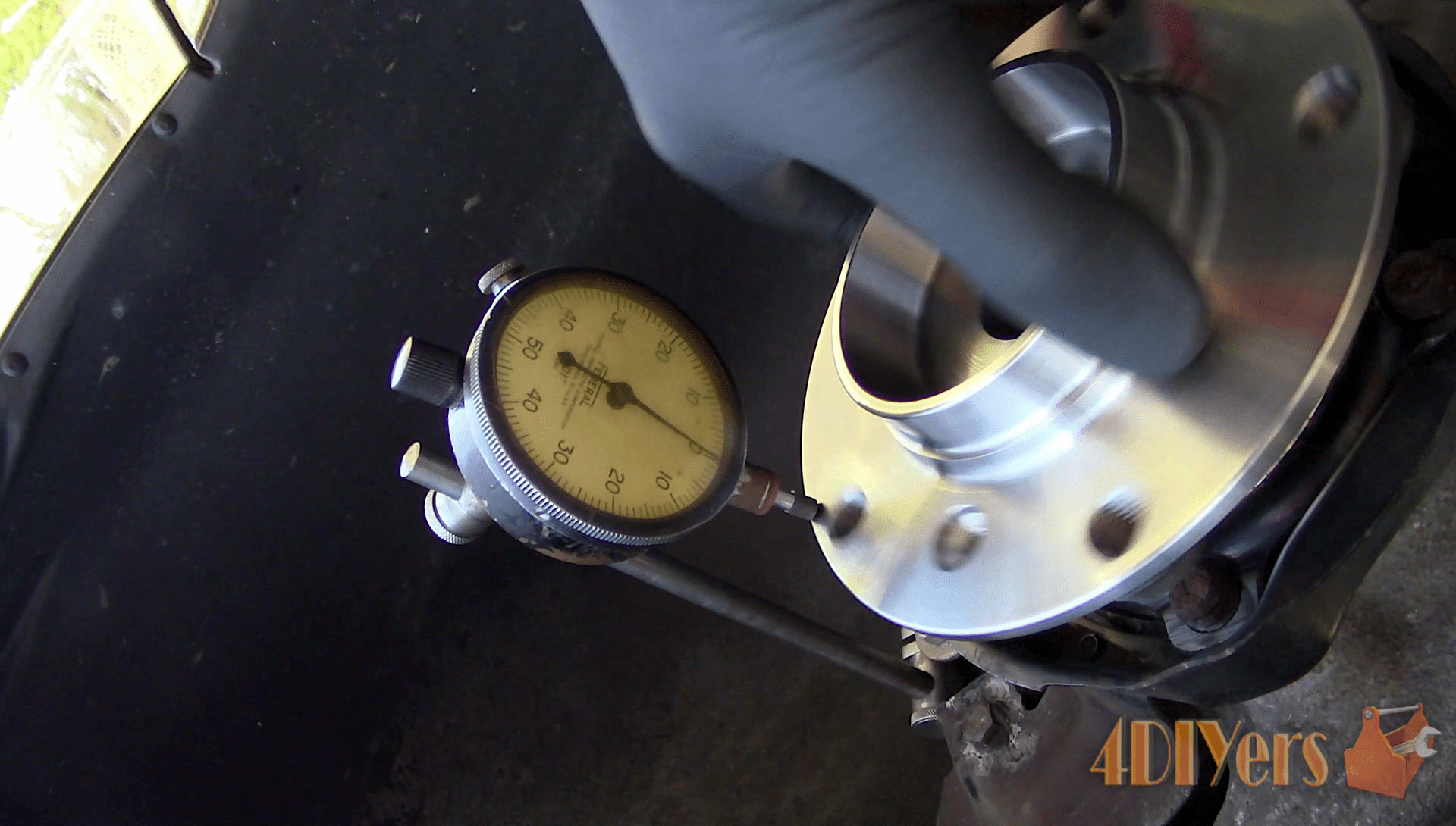 How to Check a Hub for Runout (with Pictures) Instructables