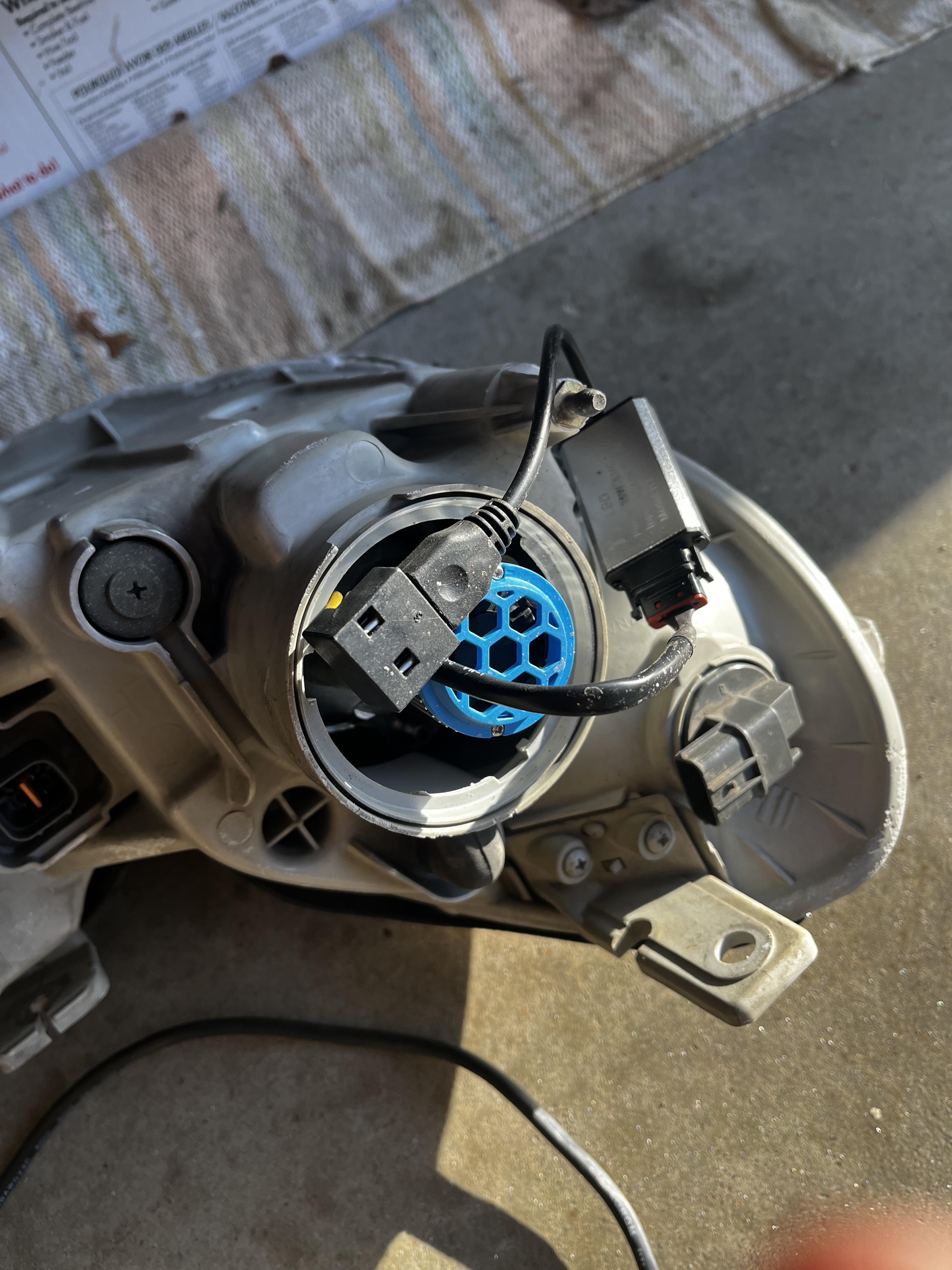 How to Make LED H7 Bulbs With a Fan and Heatsink Fit in a Headlight