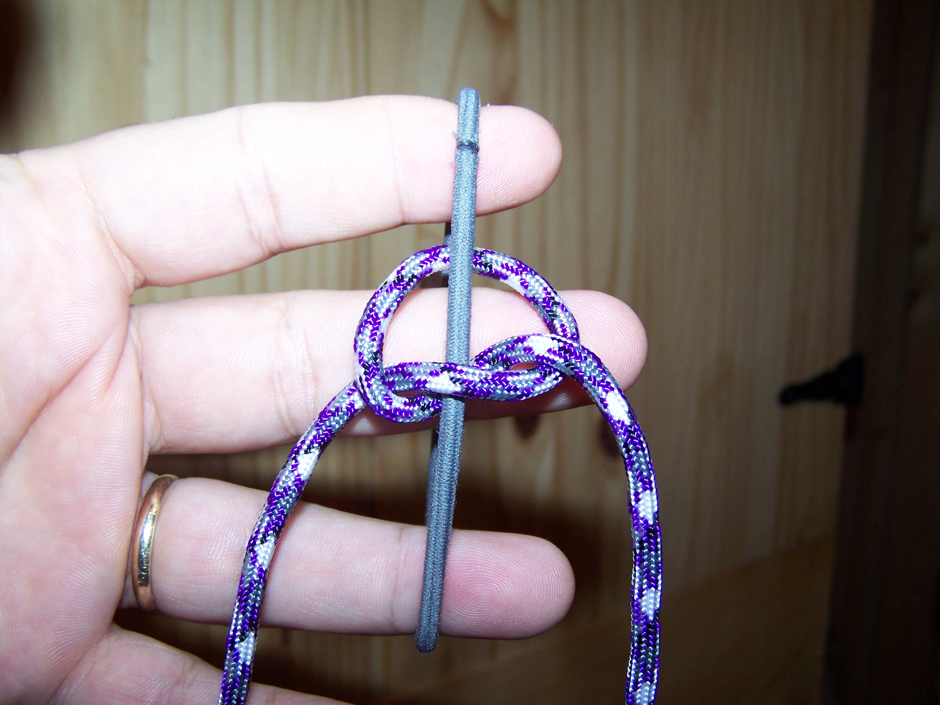 Stretchy Paracord Bracelet 5 Steps Instructables