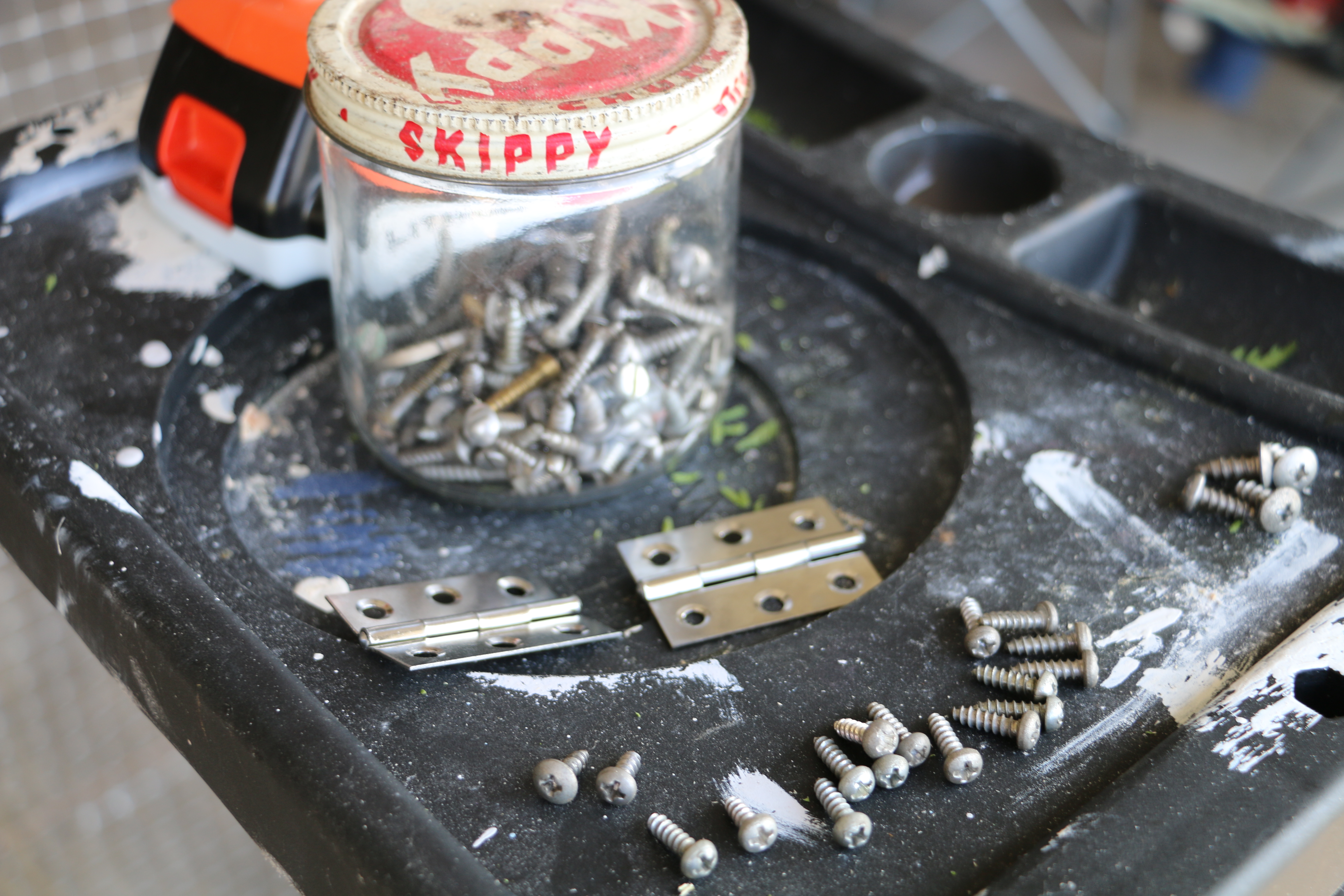 How to Make a Raised Garden Bed Cover With Hinges 5 Steps (with