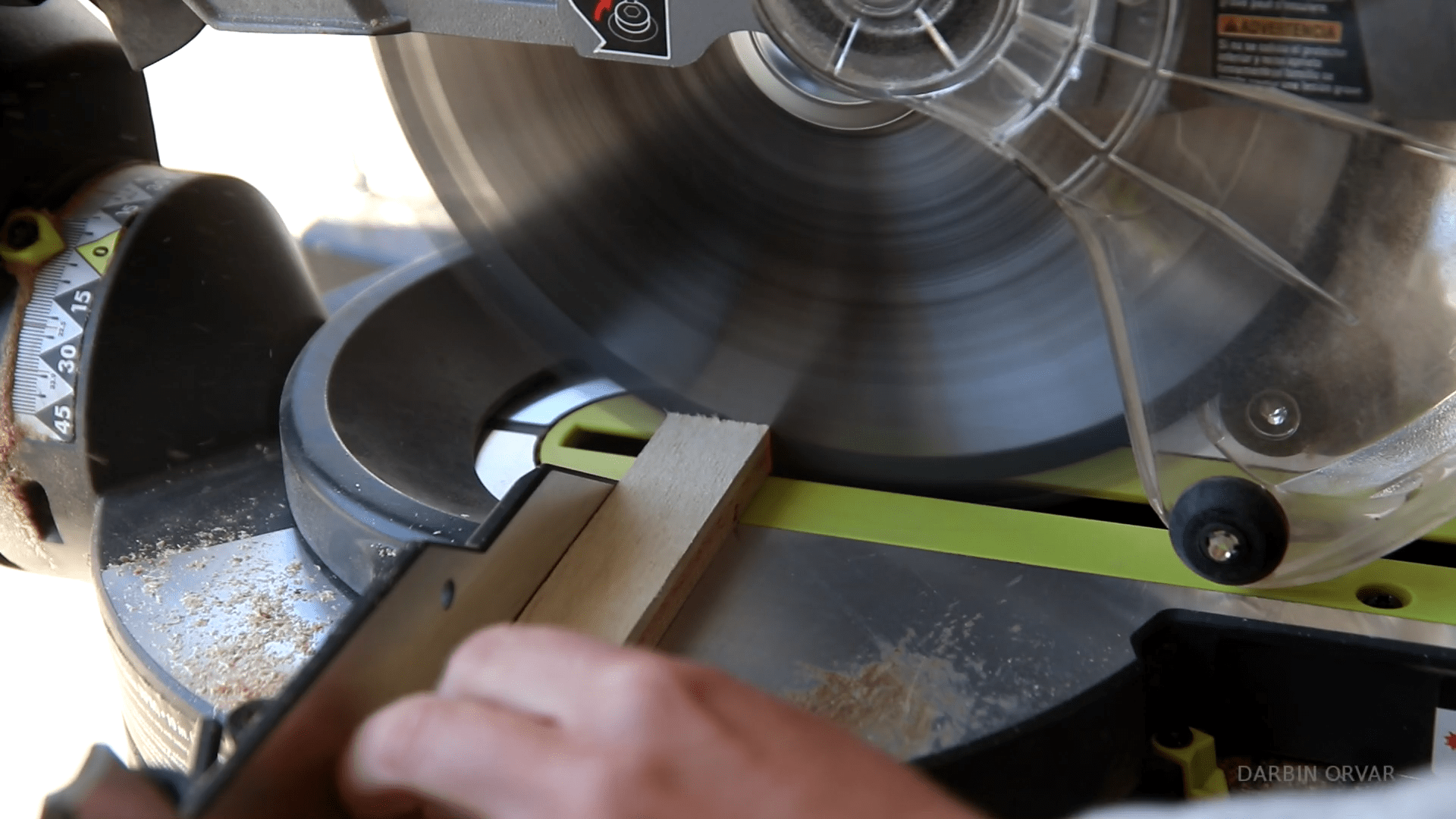 Jig for Cutting Perfect Crown Molding 8 Steps (with Pictures