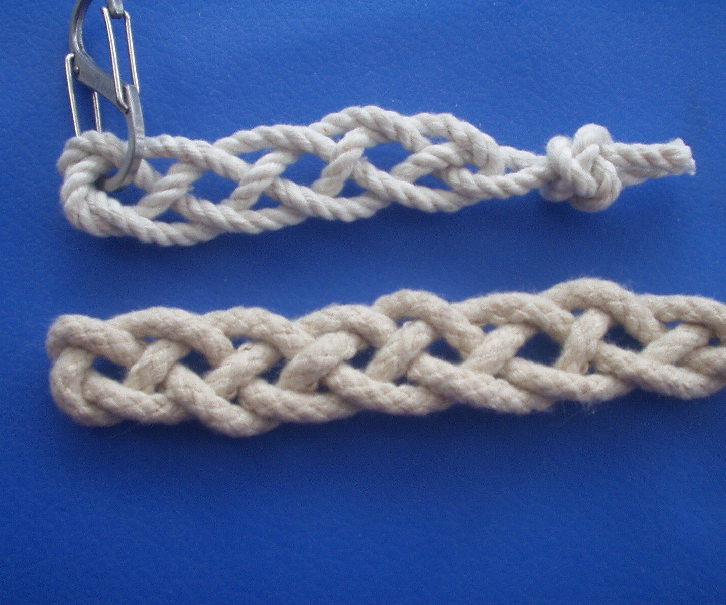 Single Cord 4 Strand Flat Braid : 7 Steps (With Pictures) - Instructables