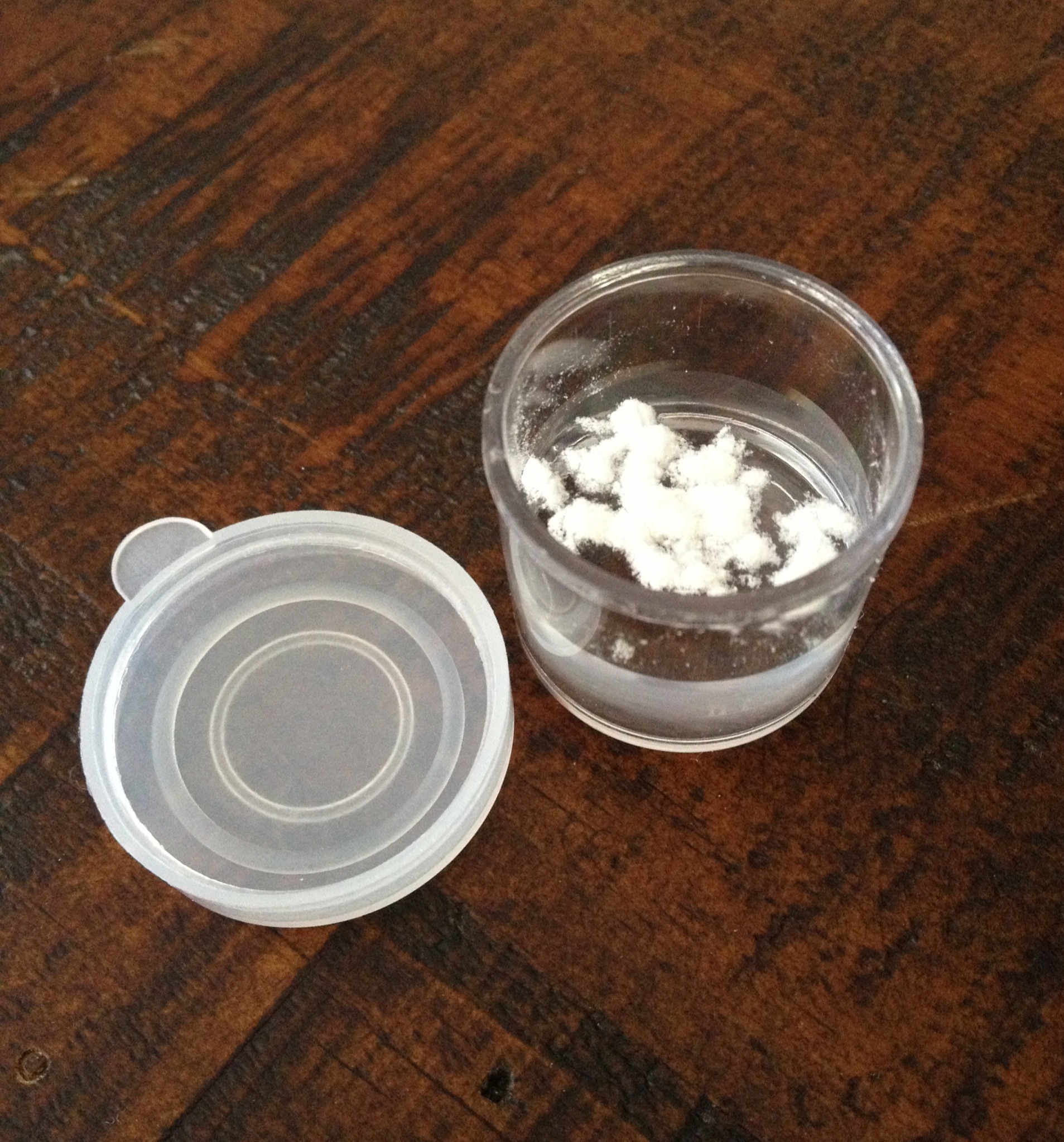 How to Make Edible Glue for Gumpaste & Fondant Embellishments 4 Steps Instructables