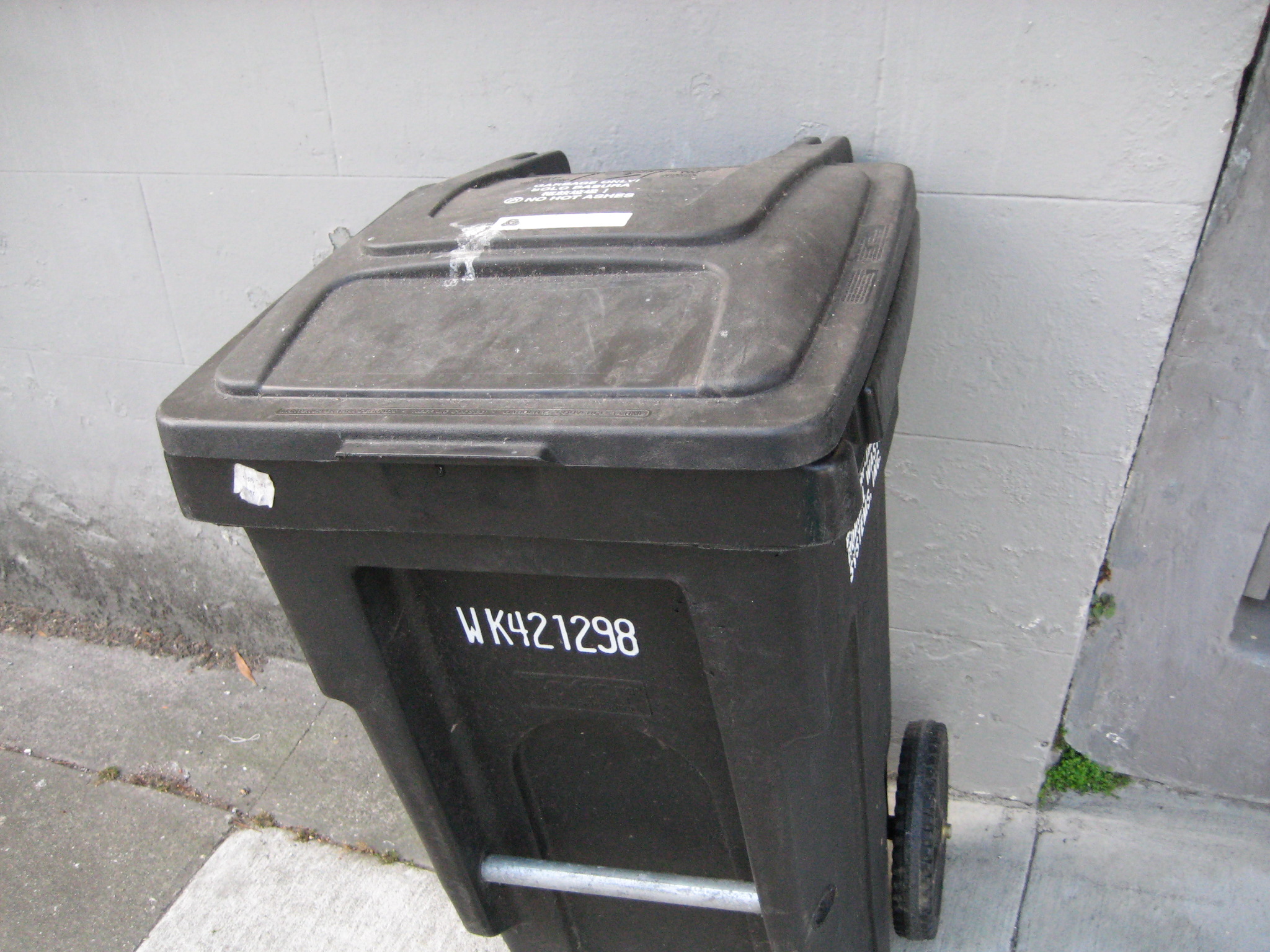 How to Pick Up Trash in Front of Your Home 7 Steps Instructables