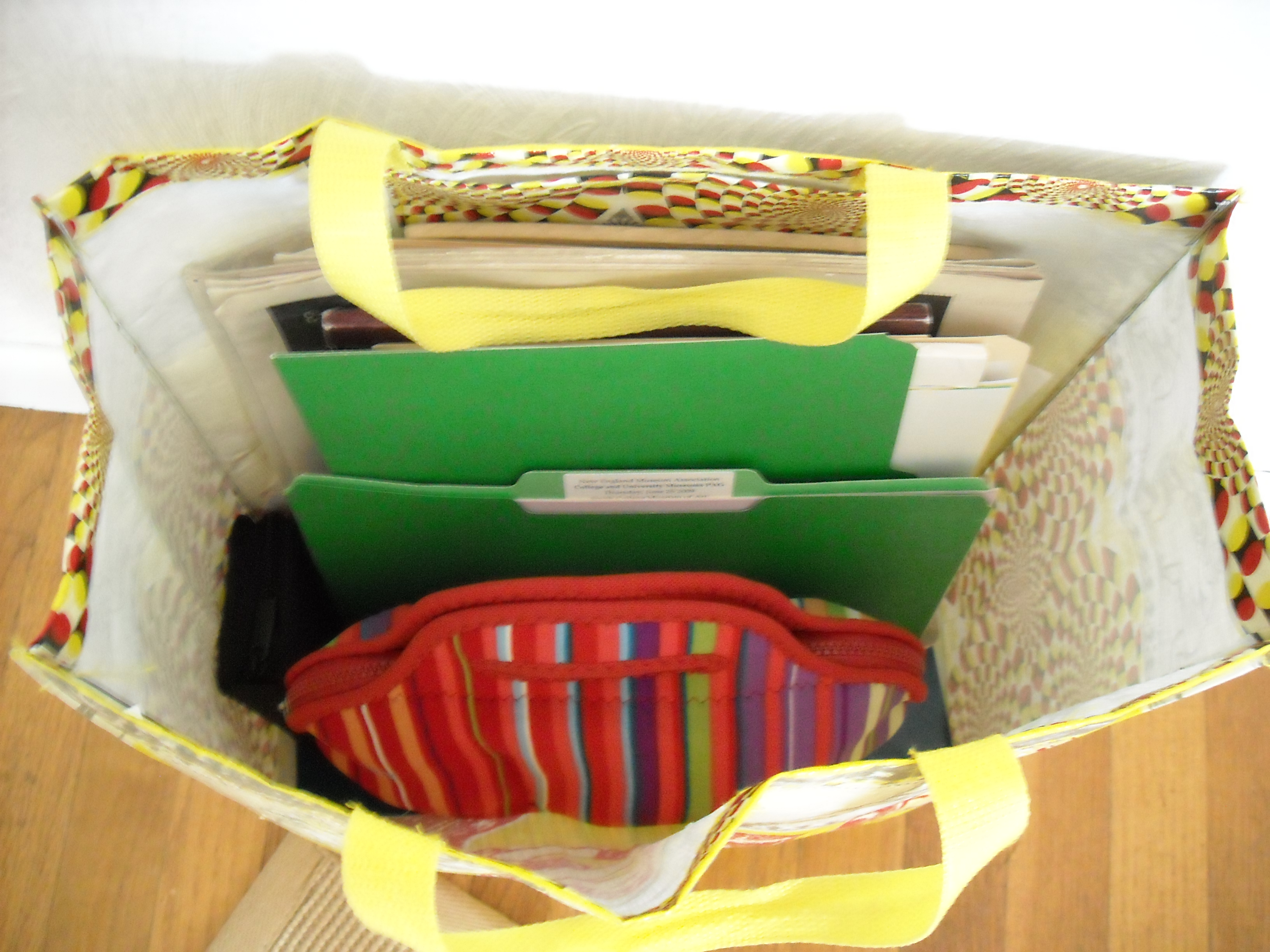 The Best Laptop Bag for Your Eee Pc! 4 Steps (with Pictures