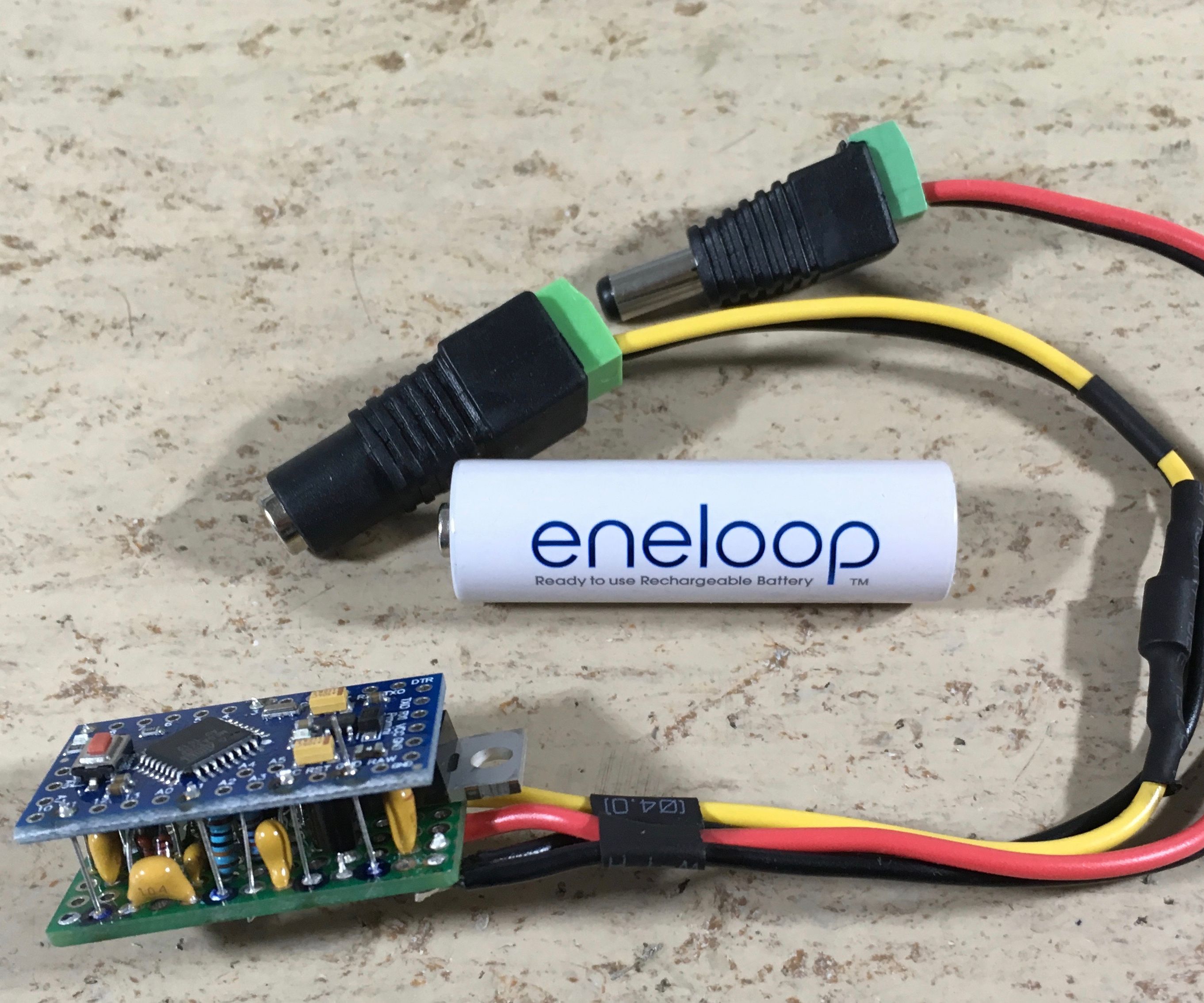 DIY Arduino PWM5 Solar Charge Controller (PCB Files and Software